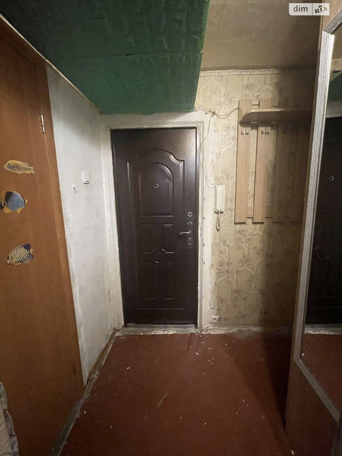 Комната в Киеве, на ул. Верховинная 81 в районе Святошино на продажу фото 1 Комната в Киеве, на ул. Верховинная 81 в районе Святошино на продажу фото 1
