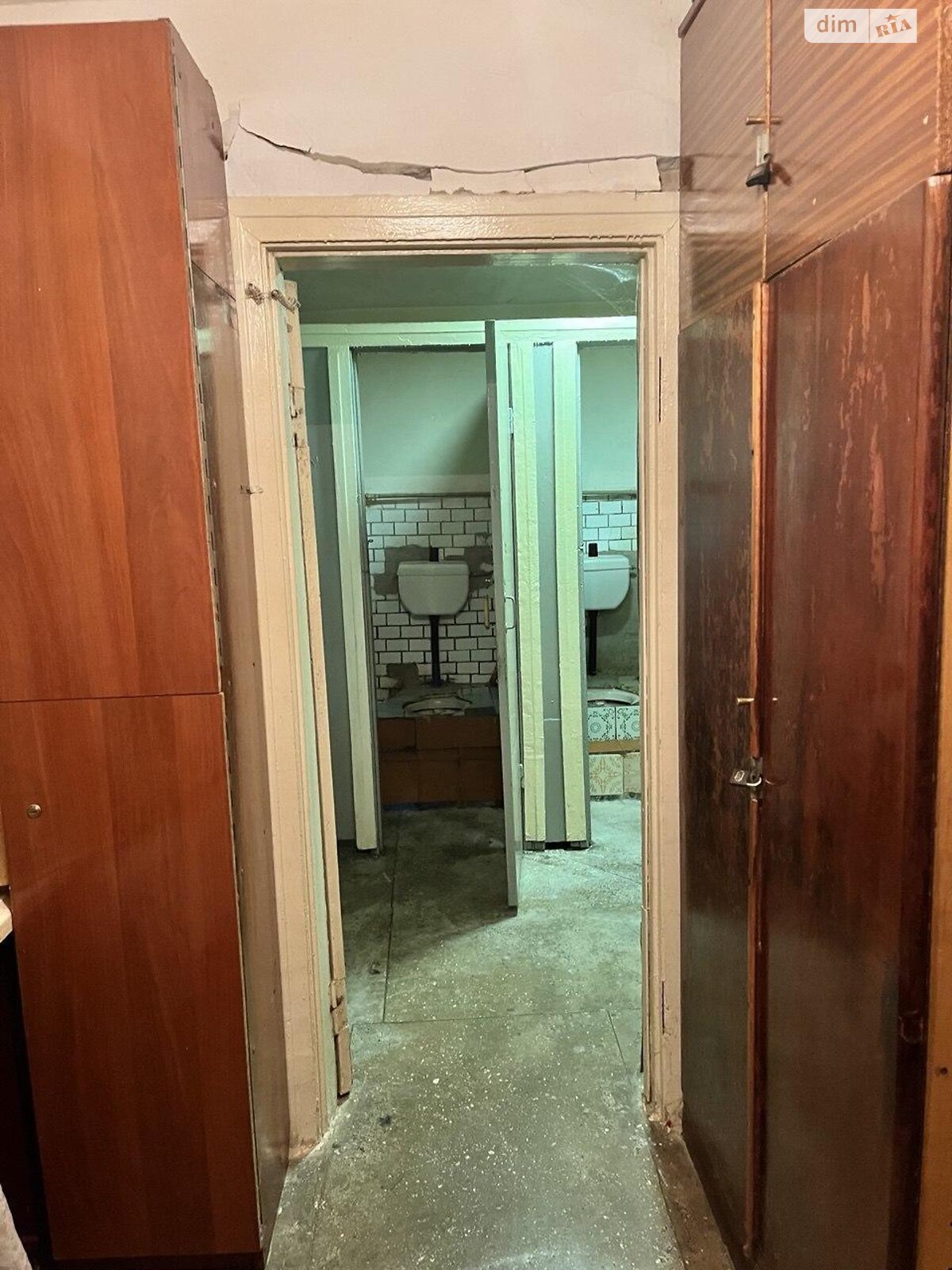 Комната в Киеве, на ул. Елены Телиги 49 в районе Сырец на продажу фото 1 Комната в Киеве, на ул. Елены Телиги 49 в районе Сырец на продажу фото 1
