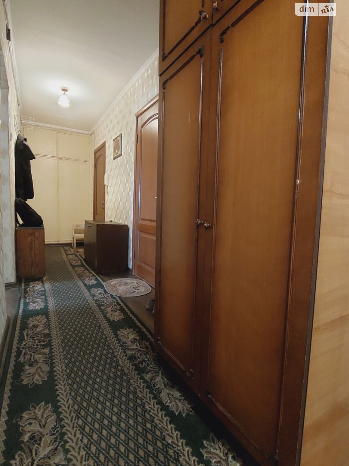 Кімната в Києві на вул. Максима Берлінського 27 в районі Сирець на продаж фото 1 Кімната в Києві на вул. Максима Берлінського 27 в районі Сирець на продаж фото 1