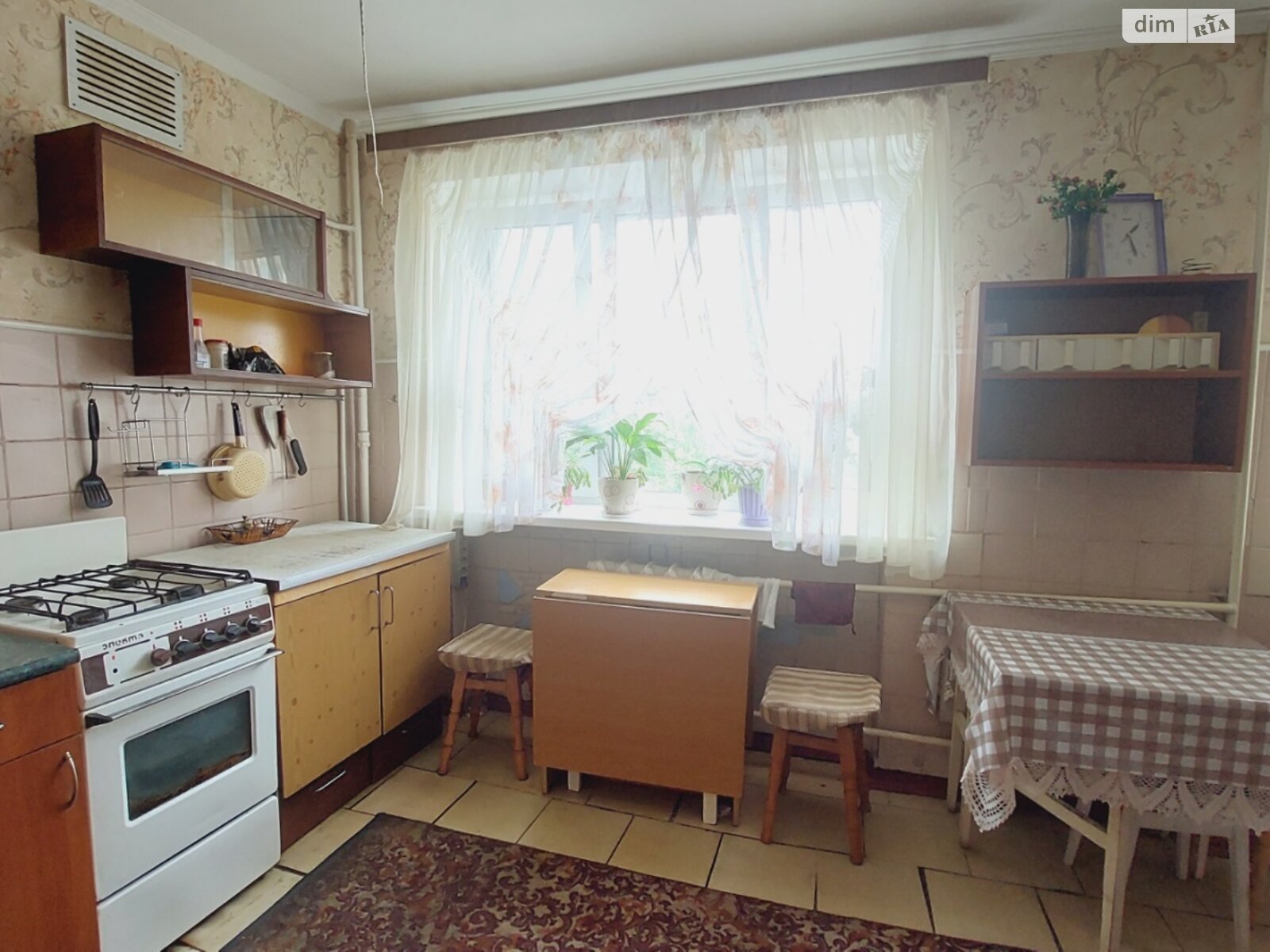 Кімната в Києві на вул. Максима Берлінського 27 в районі Сирець на продаж фото 1 Кімната в Києві на вул. Максима Берлінського 27 в районі Сирець на продаж фото 1