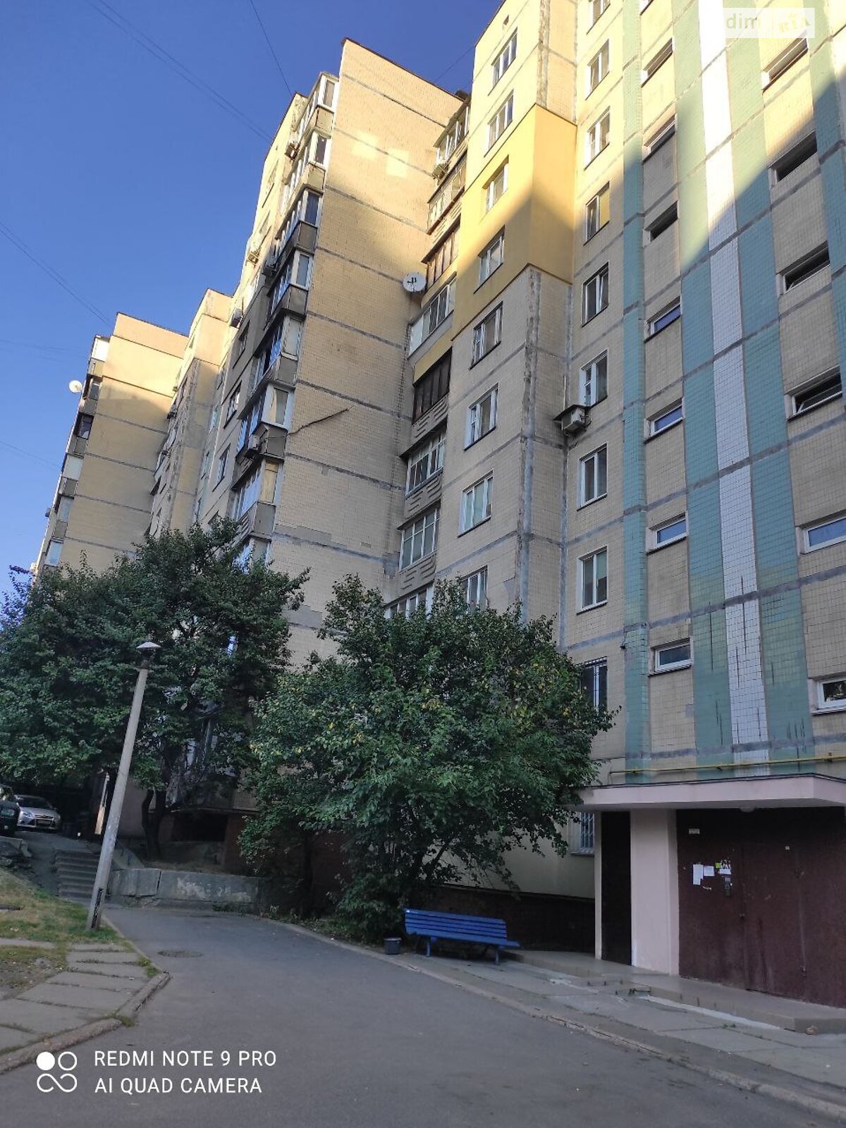 Кімната в Києві на вул. Печенізька 9 в районі Татарка на продаж фото 1 Кімната в Києві на вул. Печенізька 9 в районі Татарка на продаж фото 1