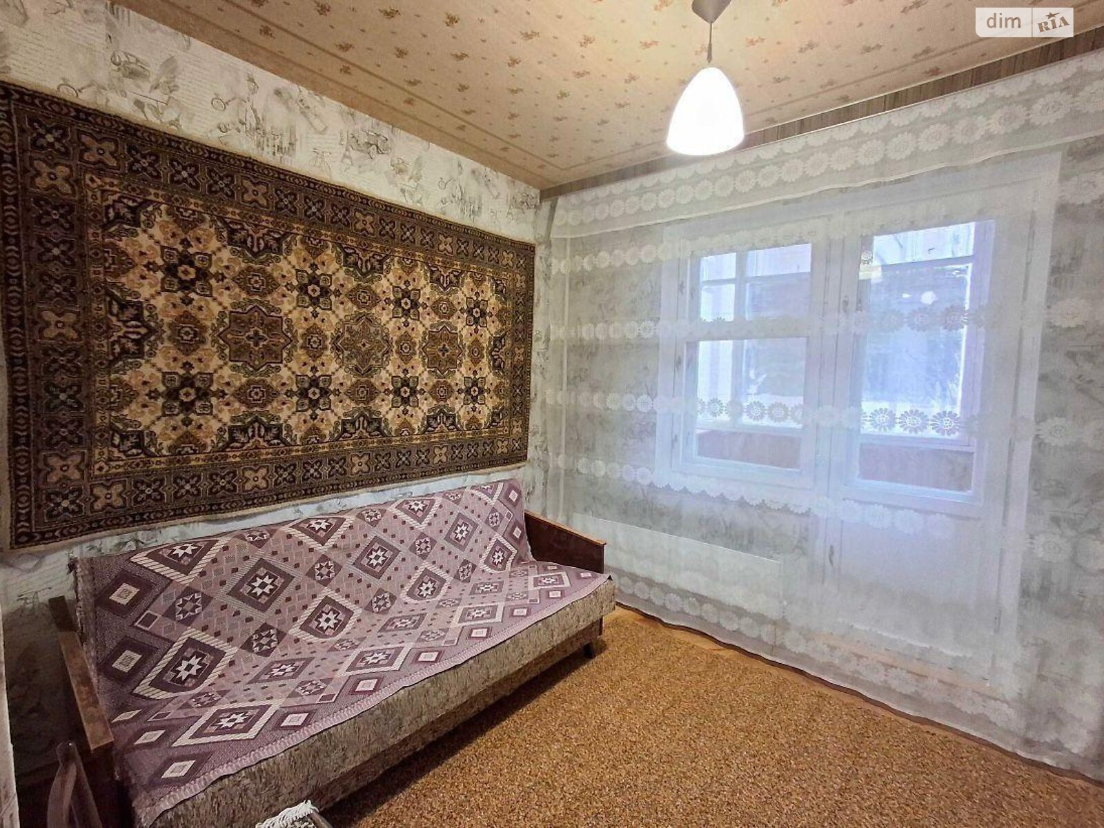 Кімната в Києві на вул. Сержа Лифаря 18 в районі Троєщина на продаж фото 1 Кімната в Києві на вул. Сержа Лифаря 18 в районі Троєщина на продаж фото 1