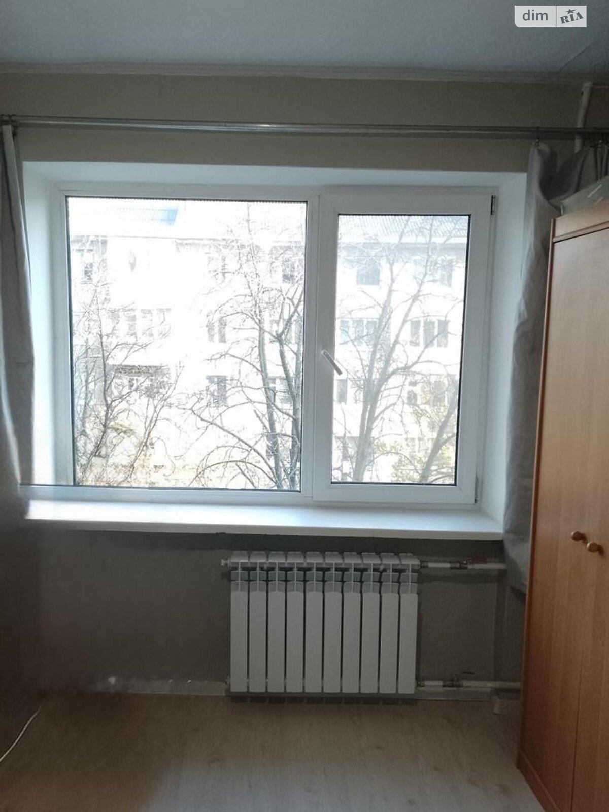 Комната в Киеве, на ул. Межевая 12 в районе Ветряные Горы на продажу фото 1