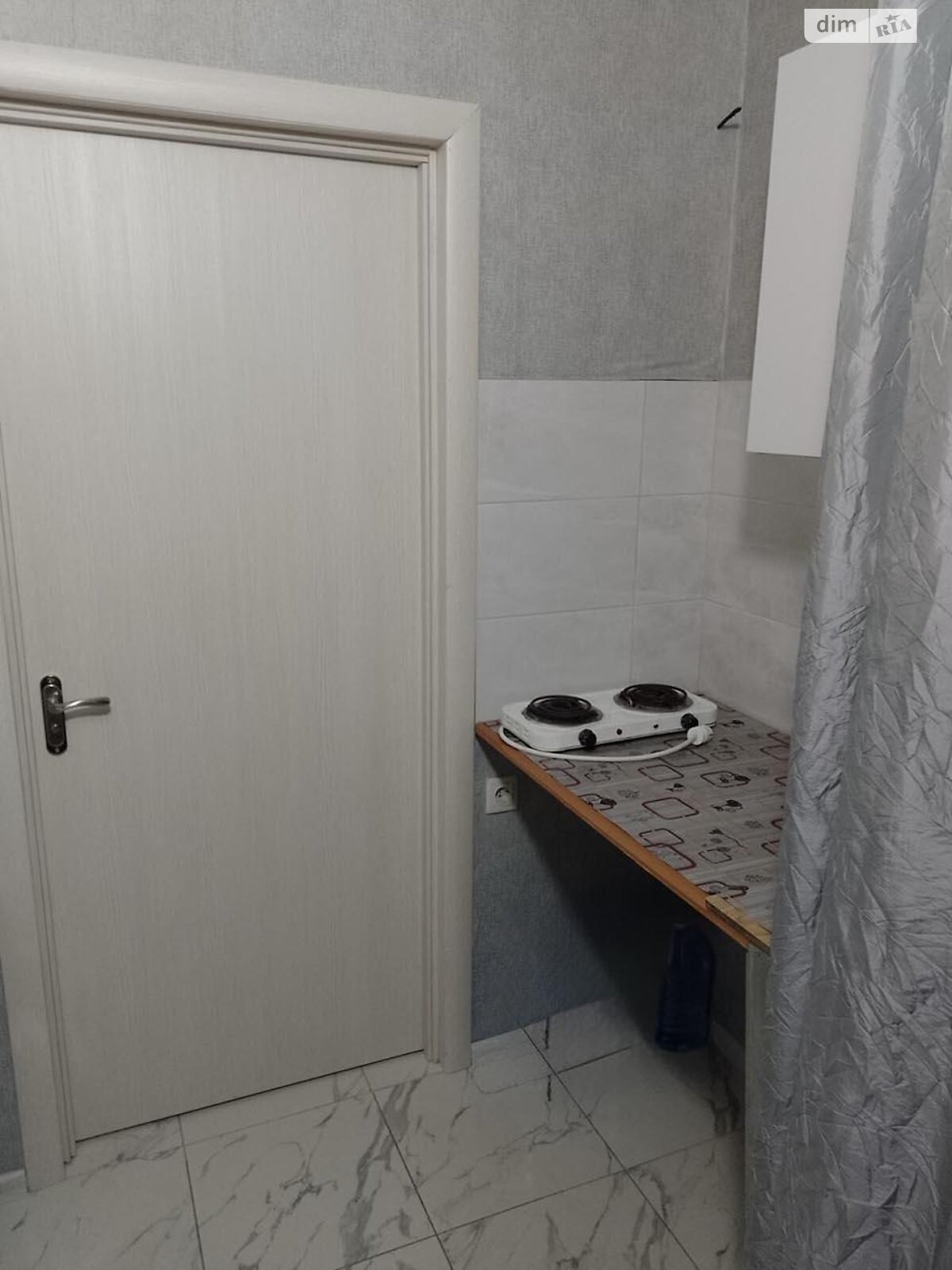 Комната в Киеве, на ул. Межевая 12 в районе Ветряные Горы на продажу фото 1