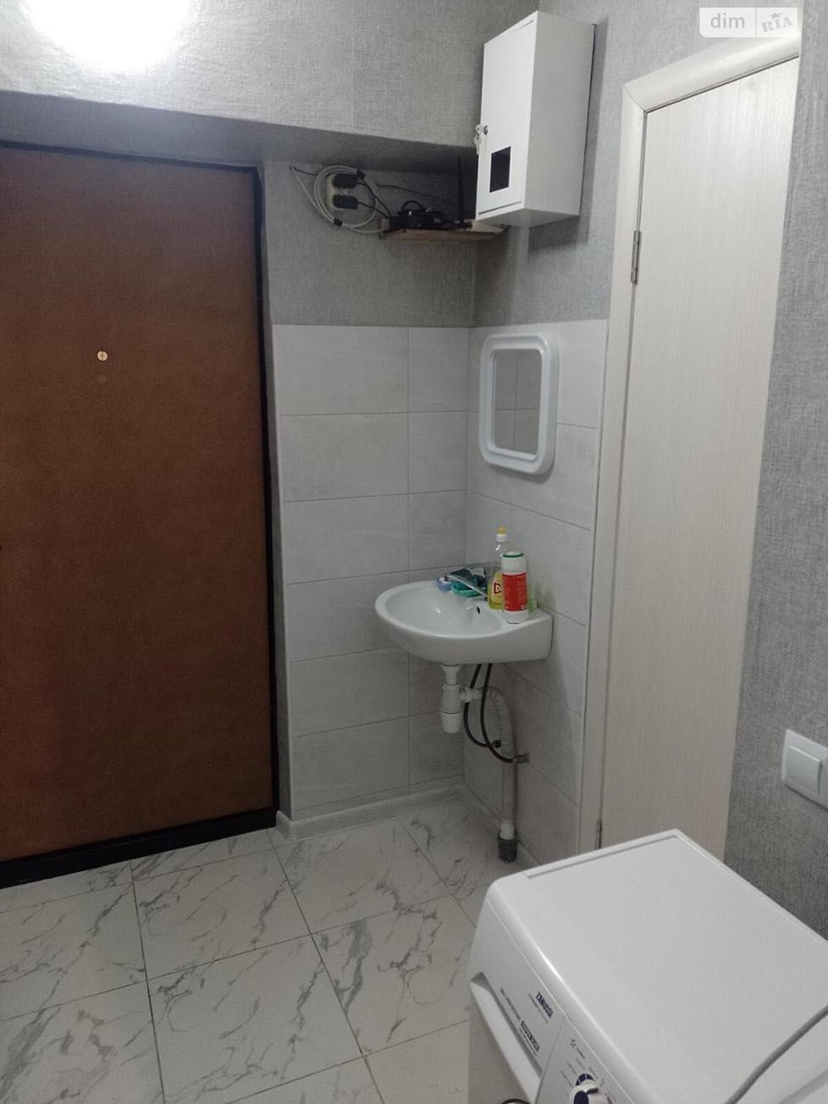 Комната в Киеве, на ул. Межевая 12 в районе Ветряные Горы на продажу фото 1