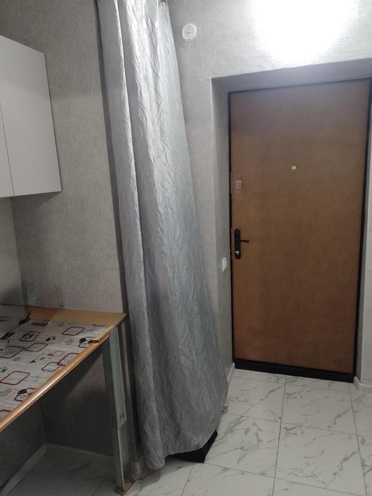 Комната в Киеве, на ул. Межевая 12 в районе Ветряные Горы на продажу фото 1