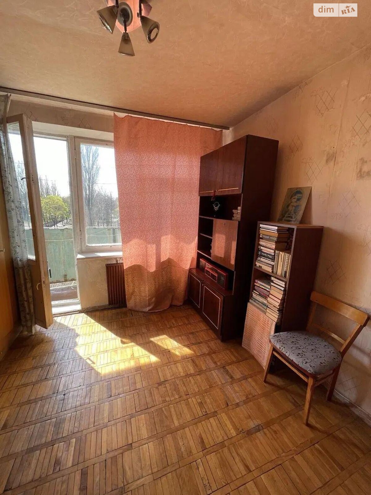 Кімната в Києві на вул. Івана Виговського 24 в районі Виноградар на продаж фото 1