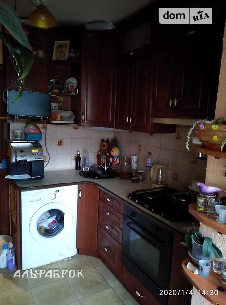 Комната в Киеве, на просп. Правды 88б в районе Виноградарь на продажу фото 1 Комната в Киеве, на просп. Правды 88б в районе Виноградарь на продажу фото 1