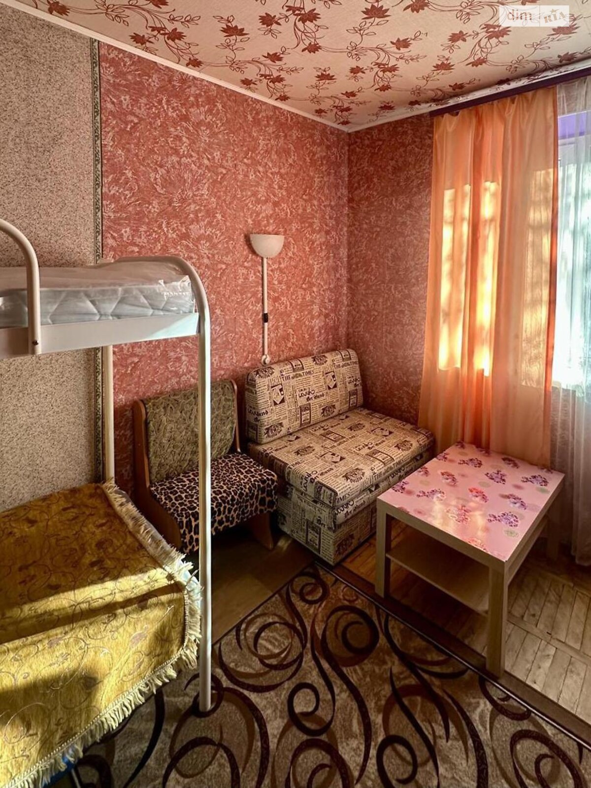 Комната в Киеве, на ул. Светлицкого 24А в районе Виноградарь на продажу фото 1 Комната в Киеве, на ул. Светлицкого 24А в районе Виноградарь на продажу фото 1