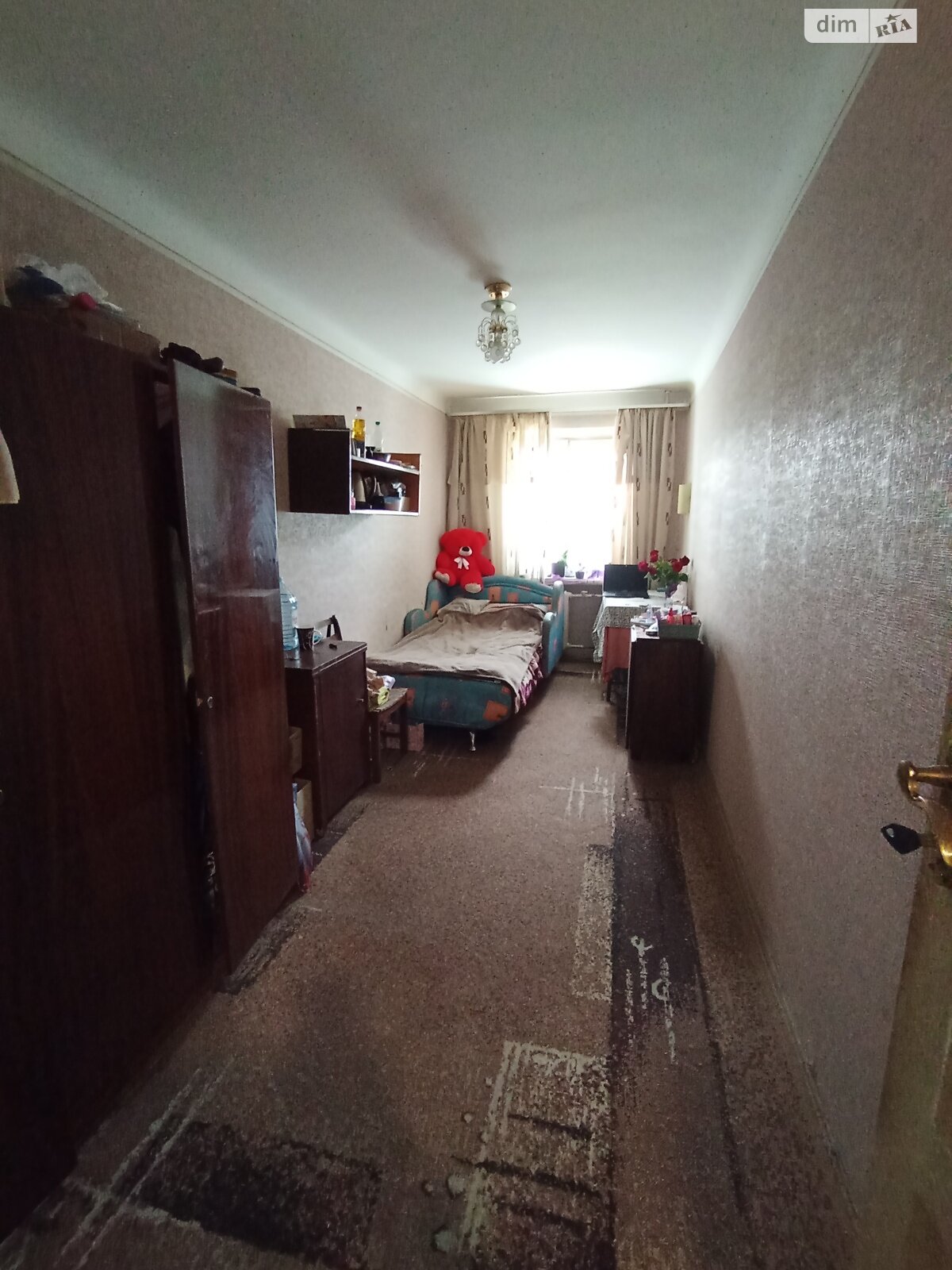 Комната в Киеве, на ул. Петра Запорожца 3 в районе Воскресенка на продажу фото 1 Комната в Киеве, на ул. Петра Запорожца 3 в районе Воскресенка на продажу фото 1