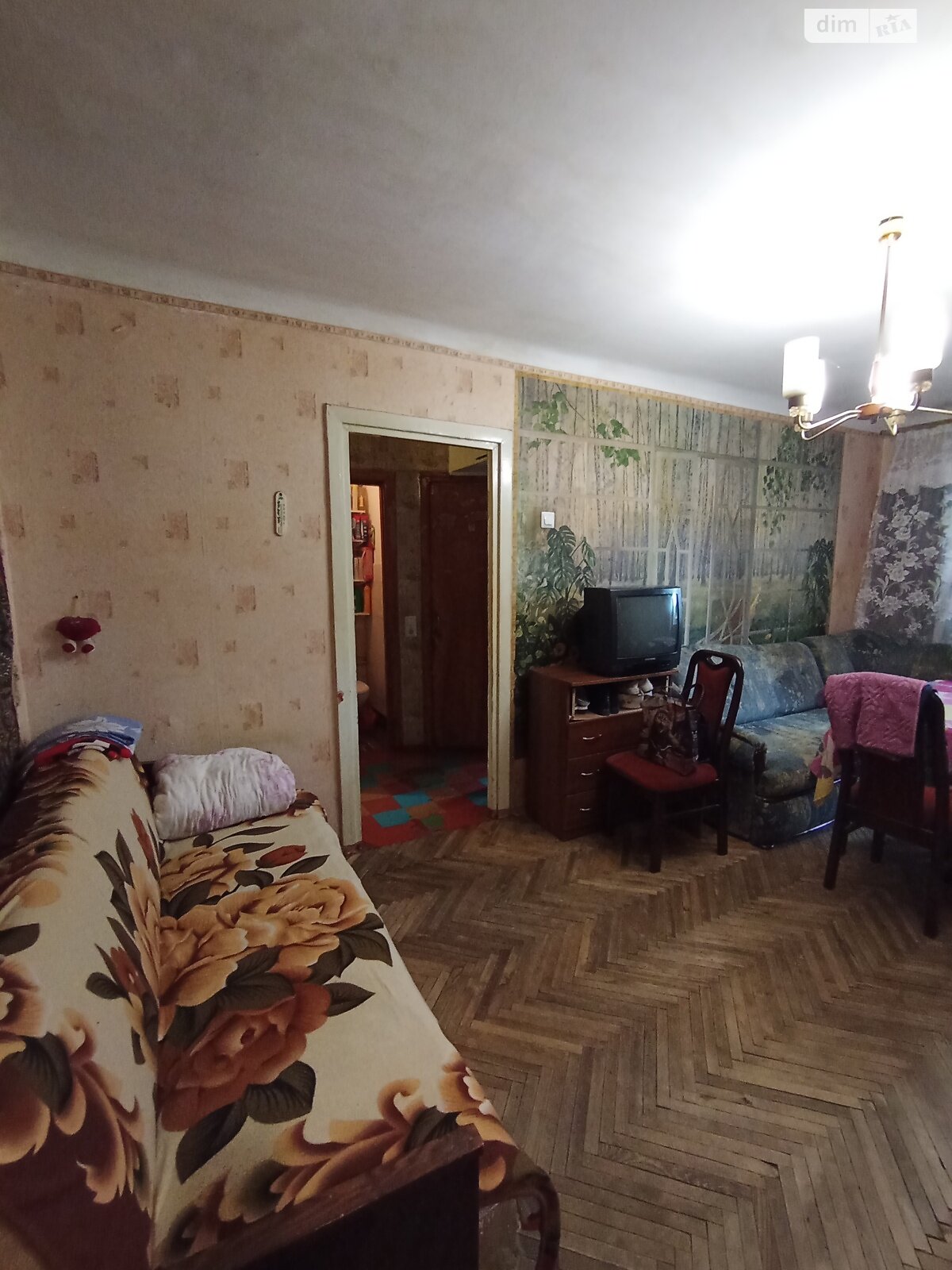 Комната в Киеве, на ул. Петра Запорожца 3 в районе Воскресенка на продажу фото 1 Комната в Киеве, на ул. Петра Запорожца 3 в районе Воскресенка на продажу фото 1