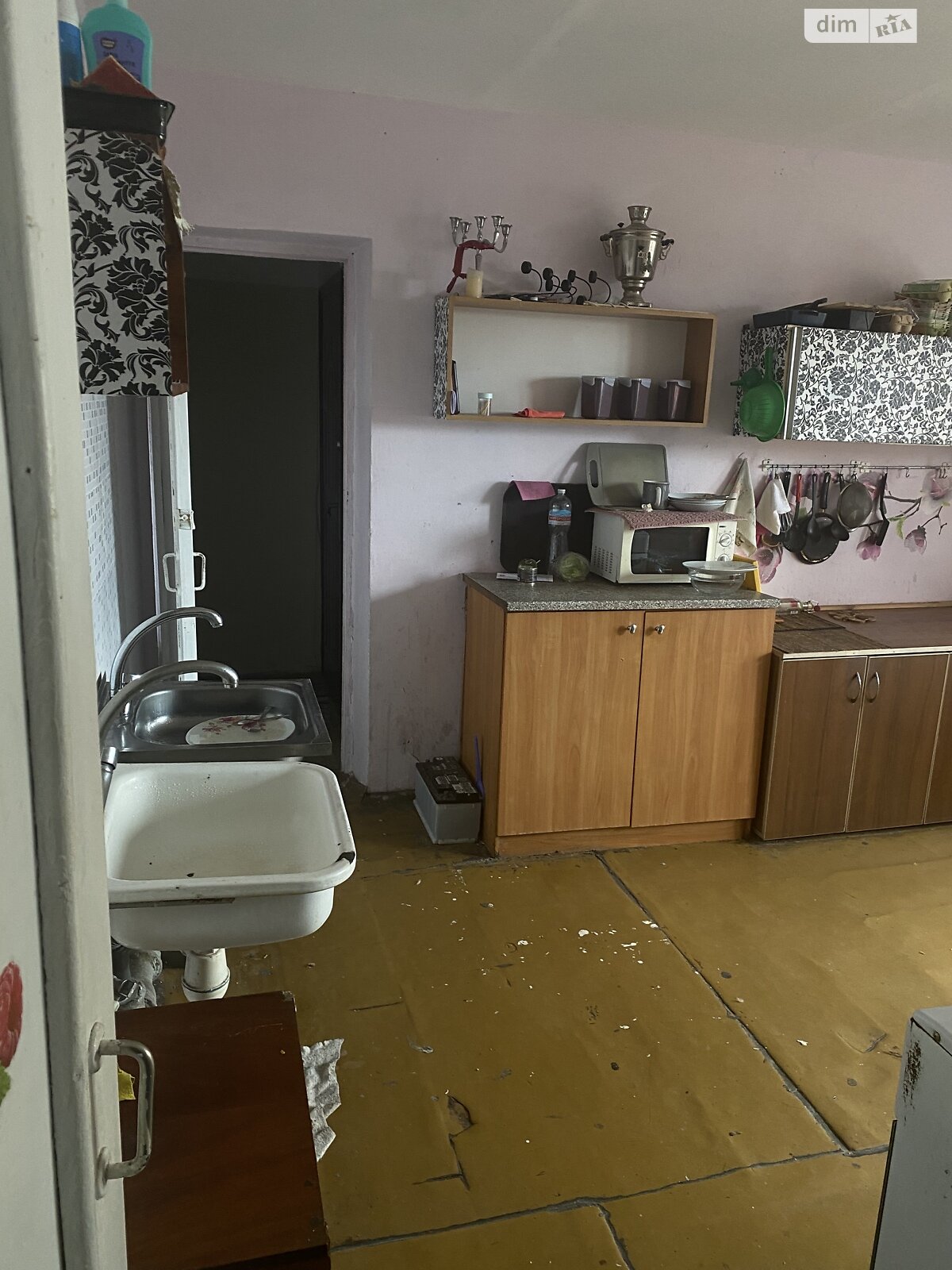 Кімната в Києві на вул. Сулеймана Стальського 26 в районі Воскресенка на продаж фото 1 Кімната в Києві на вул. Сулеймана Стальського 26 в районі Воскресенка на продаж фото 1