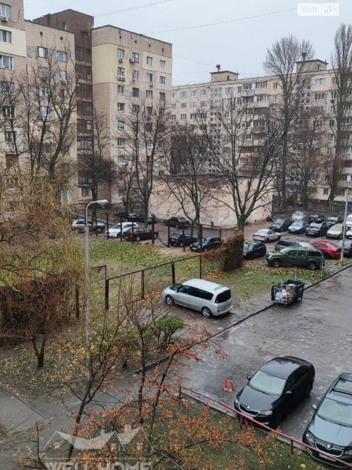 Комната в Киеве, на ул. Сулеймана Стальского 26 в районе Воскресенка на продажу фото 1 Комната в Киеве, на ул. Сулеймана Стальского 26 в районе Воскресенка на продажу фото 1