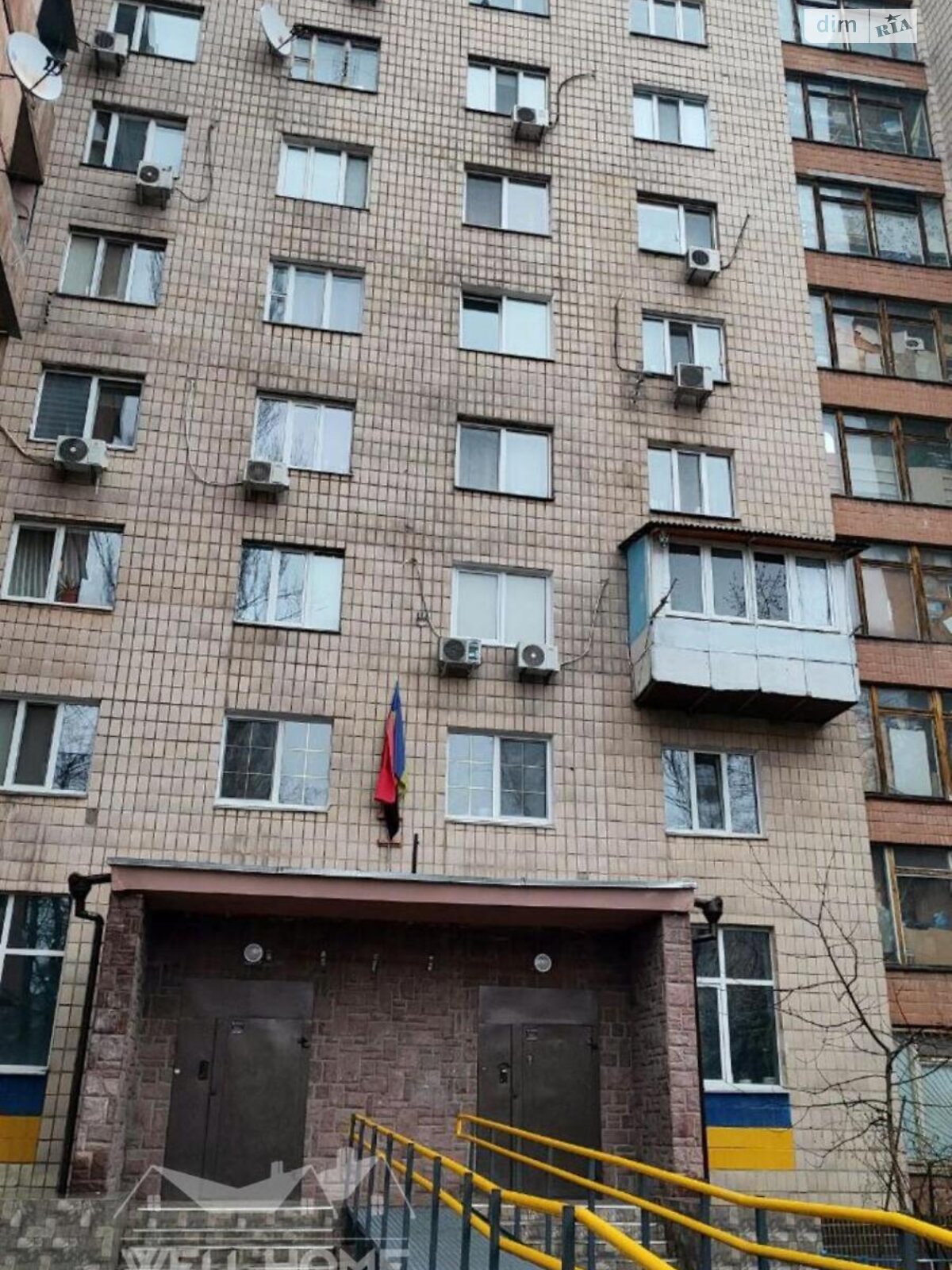 Комната в Киеве, на ул. Сулеймана Стальского 26 в районе Воскресенка на продажу фото 1 Комната в Киеве, на ул. Сулеймана Стальского 26 в районе Воскресенка на продажу фото 1