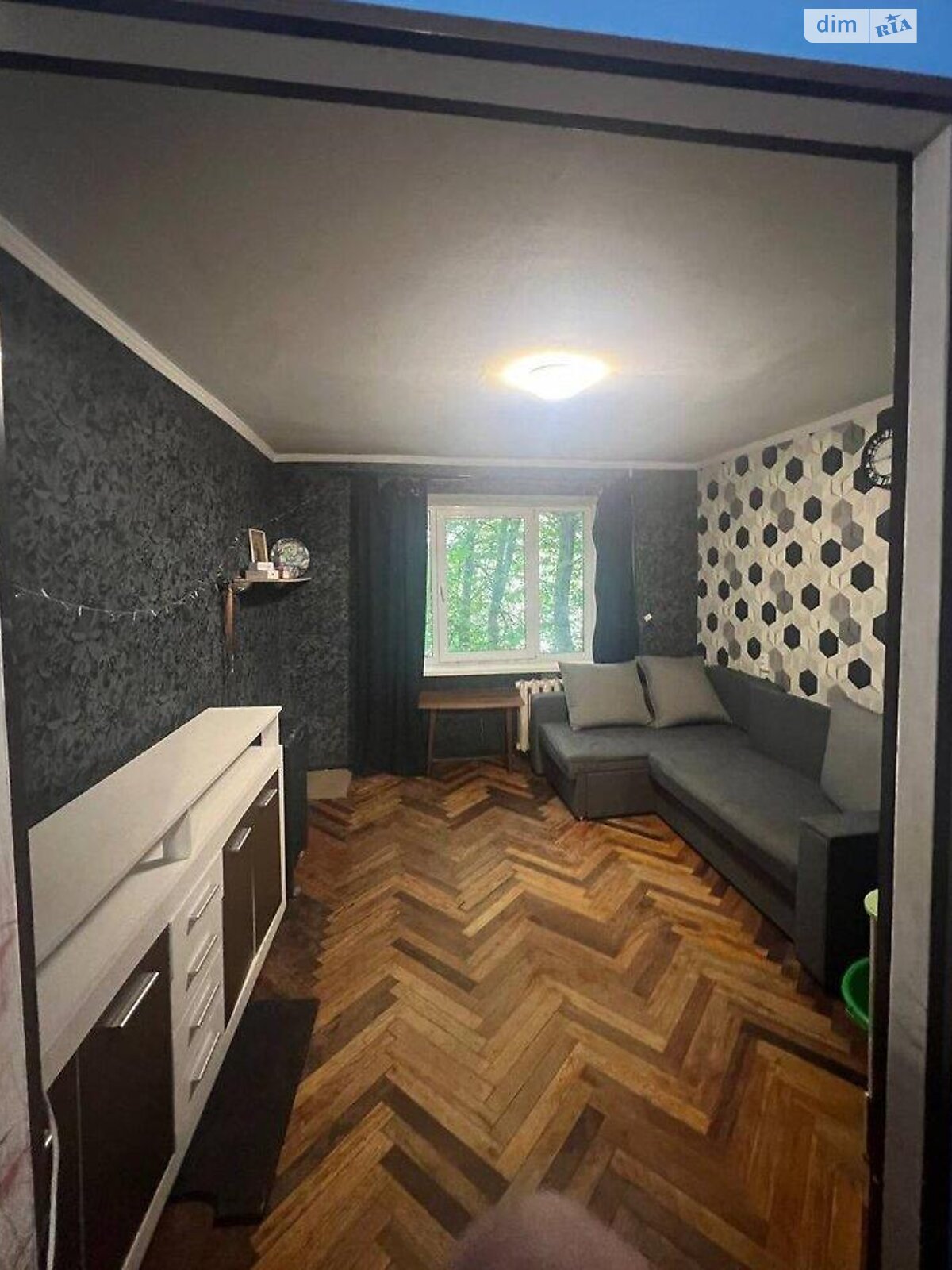 Комната в Киеве, на ул. Академика Навашина 13 в районе Вышгородский Массив на продажу фото 1 Комната в Киеве, на ул. Академика Навашина 13 в районе Вышгородский Массив на продажу фото 1