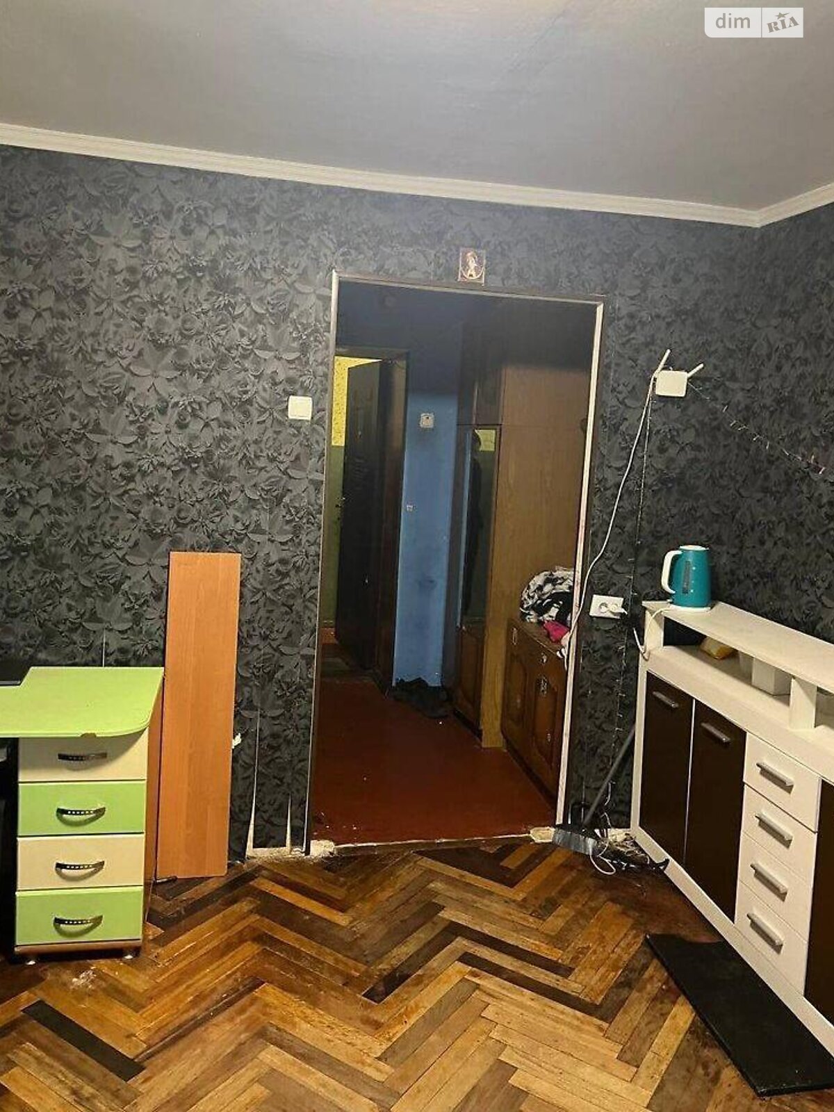 Комната в Киеве, на ул. Академика Навашина 13 в районе Вышгородский Массив на продажу фото 1 Комната в Киеве, на ул. Академика Навашина 13 в районе Вышгородский Массив на продажу фото 1