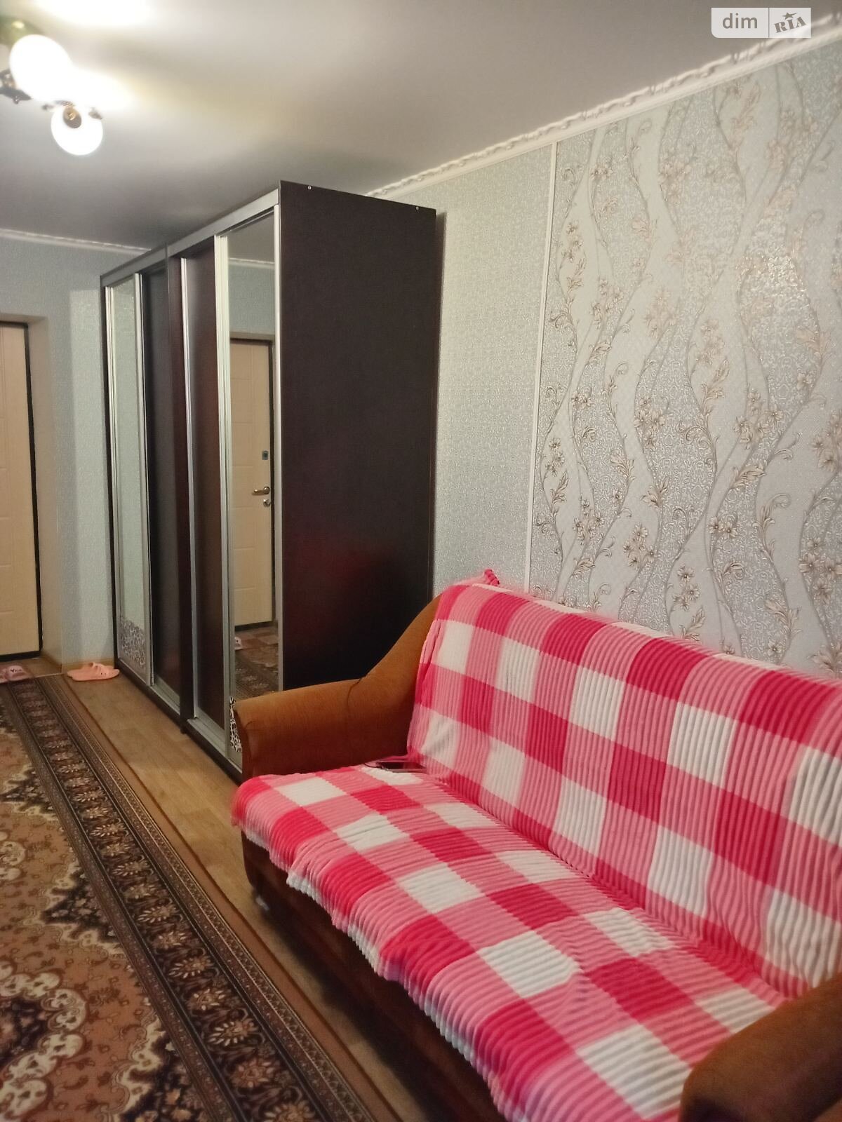 Комната в Киеве, на ул. Автозаводская 25В в районе Вышгородский Массив на продажу фото 1 Комната в Киеве, на ул. Автозаводская 25В в районе Вышгородский Массив на продажу фото 1