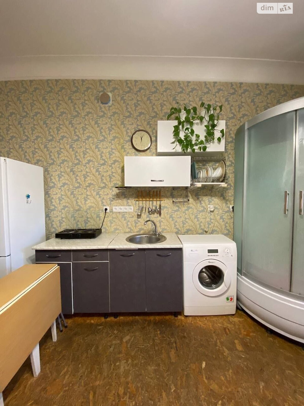 Комната в Киеве, на ул. Михаила Бойчука 21 в районе Зверинец на продажу фото 1 Комната в Киеве, на ул. Михаила Бойчука 21 в районе Зверинец на продажу фото 1