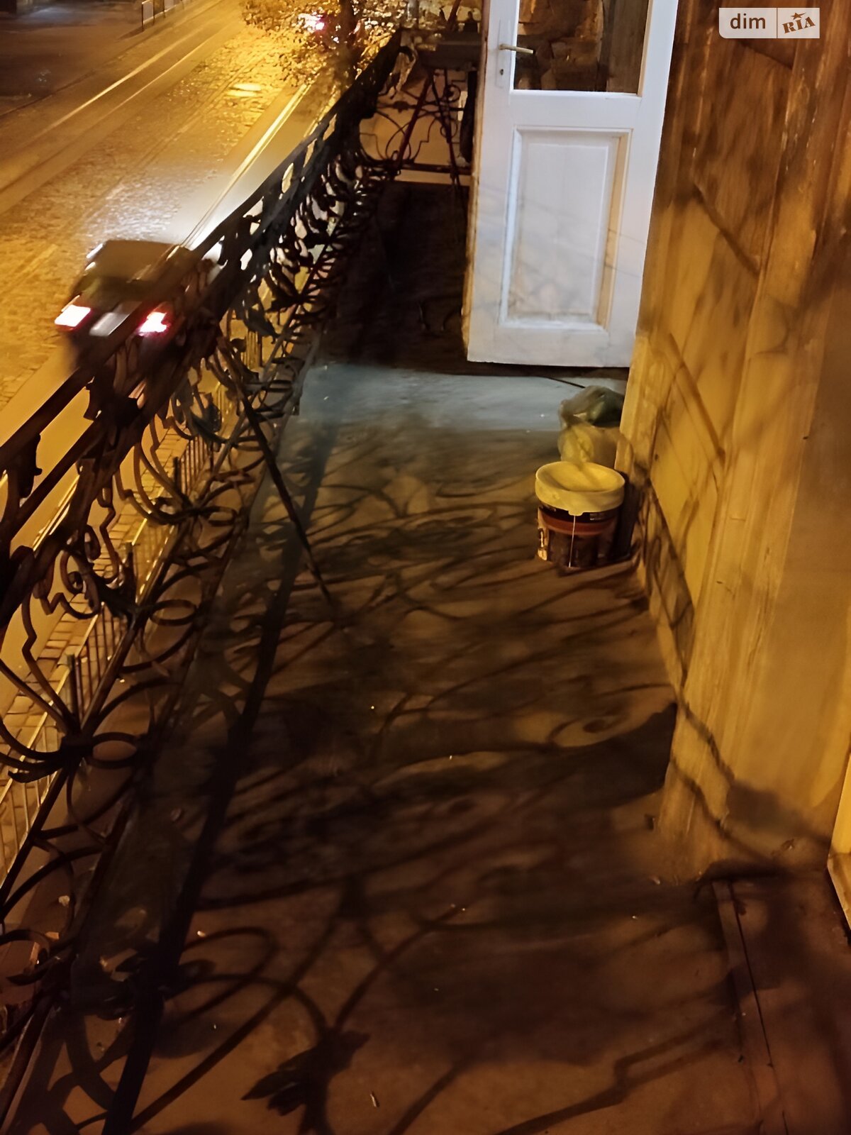 Кімната в Львові на вул. Дорошенка Петра 42 в районі Галицький на продаж фото 1 Кімната в Львові на вул. Дорошенка Петра 42 в районі Галицький на продаж фото 1