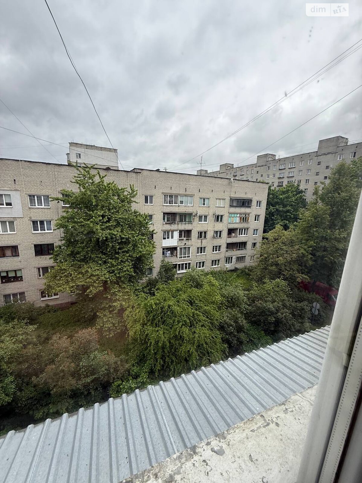 Кімната в Львові на вул. Володимира Великого 38 в районі Кульпарків на продаж фото 1 Кімната в Львові на вул. Володимира Великого 38 в районі Кульпарків на продаж фото 1