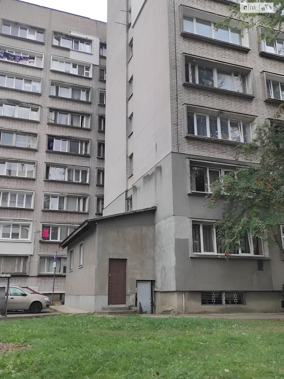 Комната в Львове, на ул. Владимира Великого 14 в районе Вулька на продажу фото 1 Комната в Львове, на ул. Владимира Великого 14 в районе Вулька на продажу фото 1