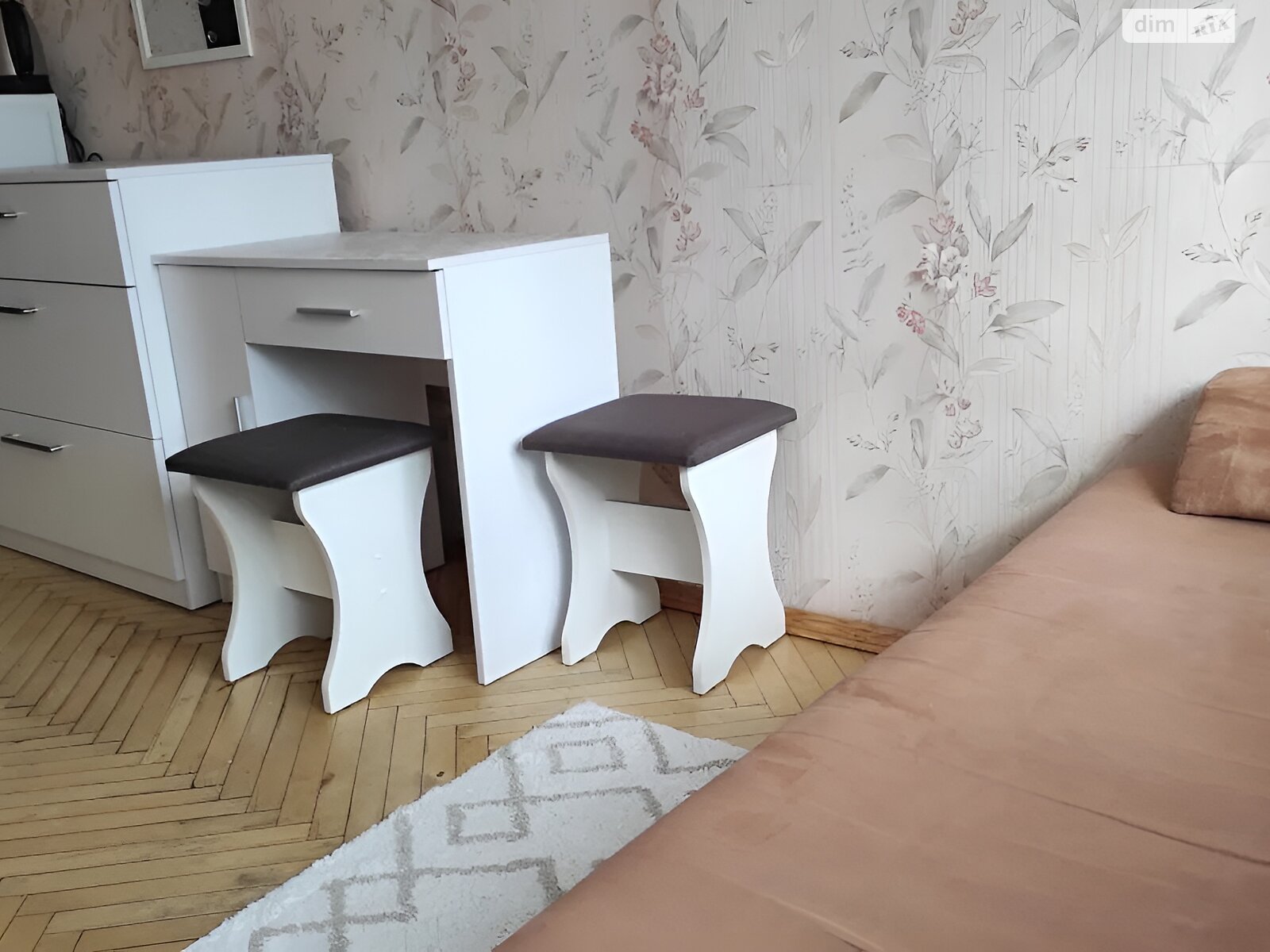 Комната в Львове, на ул. Владимира Великого 14 в районе Вулька на продажу фото 1 Комната в Львове, на ул. Владимира Великого 14 в районе Вулька на продажу фото 1