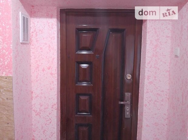Кімната в Мелітополі на победы лет 50- просп р-н в районі Мікрорайон на продаж фото 1 Кімната в Мелітополі на победы лет 50- просп р-н в районі Мікрорайон на продаж фото 1
