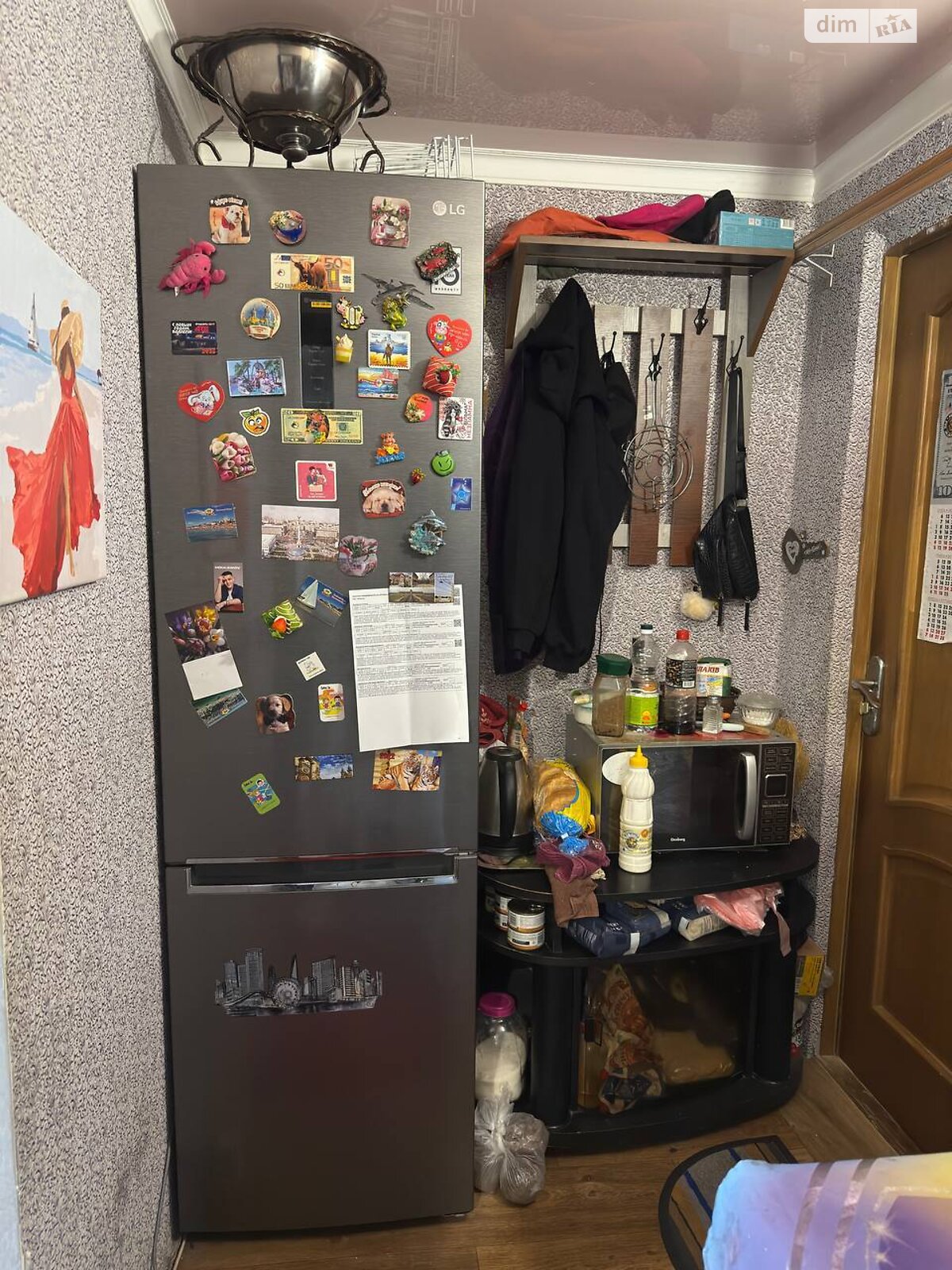 Комната в Николаеве, на ул. Защитников Николаева 67 в районе Центр на продажу фото 1 Комната в Николаеве, на ул. Защитников Николаева 67 в районе Центр на продажу фото 1