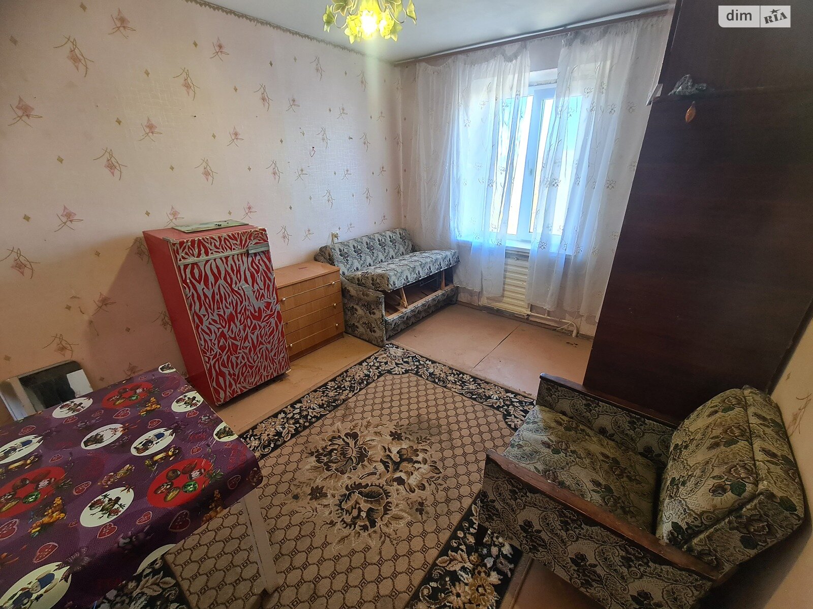 Кімната в Миколаєві на вул. Театральна 45 в районі ЮТЗ на продаж фото 1 Кімната в Миколаєві на вул. Театральна 45 в районі ЮТЗ на продаж фото 1