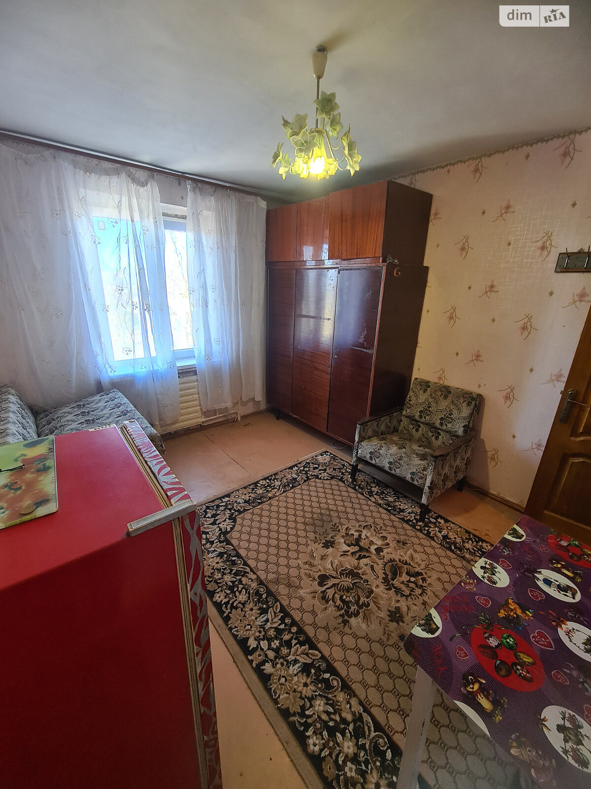Кімната в Миколаєві на вул. Театральна 45 в районі ЮТЗ на продаж фото 1 Кімната в Миколаєві на вул. Театральна 45 в районі ЮТЗ на продаж фото 1