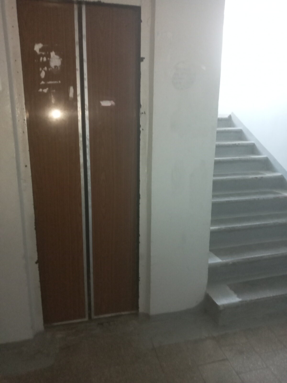 Кімната в Миколаєві на вул. Київська 2 в районі Заводський на продаж фото 1 Кімната в Миколаєві на вул. Київська 2 в районі Заводський на продаж фото 1