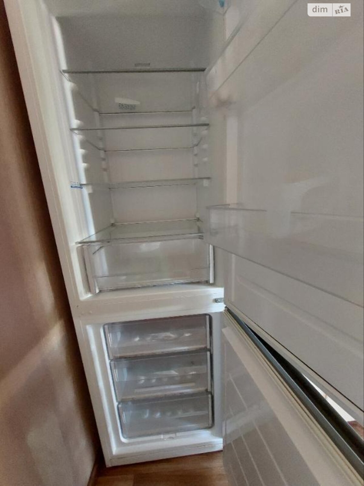 Комната в Одессе, на ул. Багрицкого 5/7 в районе Ближние Мельницы на продажу фото 1 Комната в Одессе, на ул. Багрицкого 5/7 в районе Ближние Мельницы на продажу фото 1