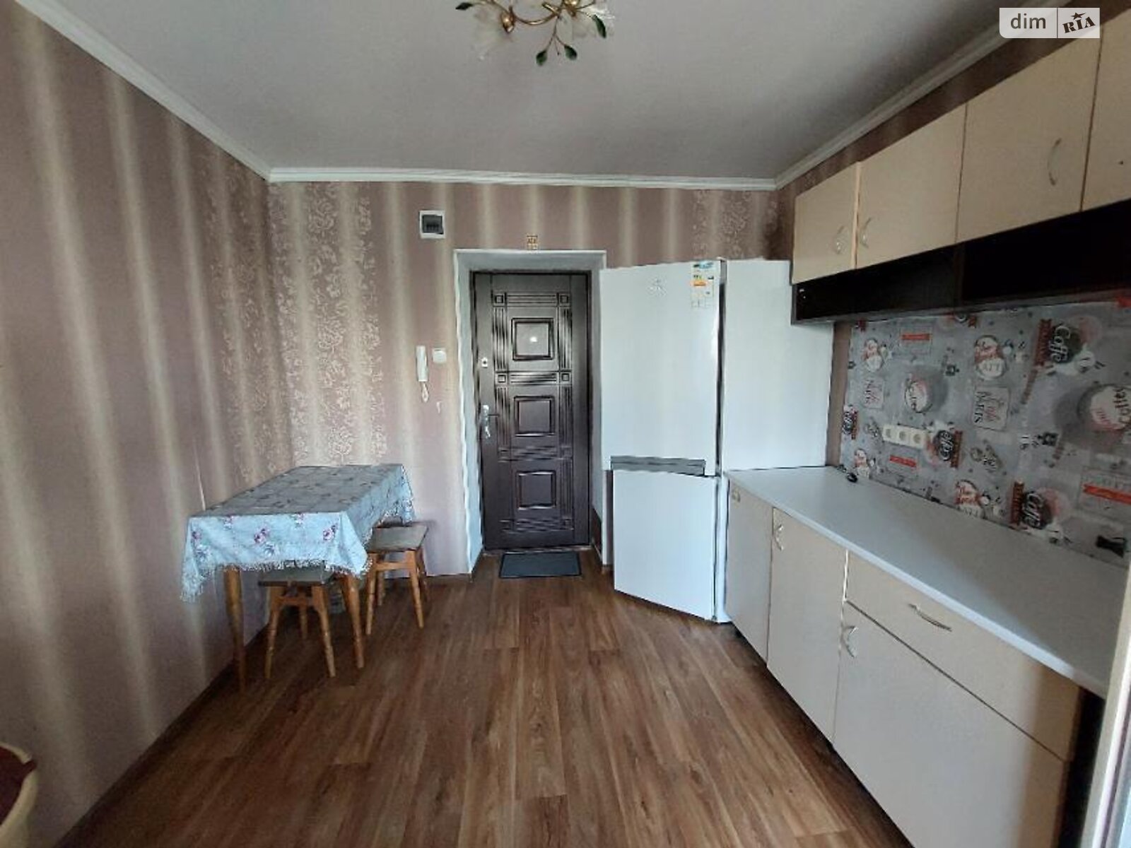 Комната в Одессе, на ул. Багрицкого 5/7 в районе Ближние Мельницы на продажу фото 1 Комната в Одессе, на ул. Багрицкого 5/7 в районе Ближние Мельницы на продажу фото 1