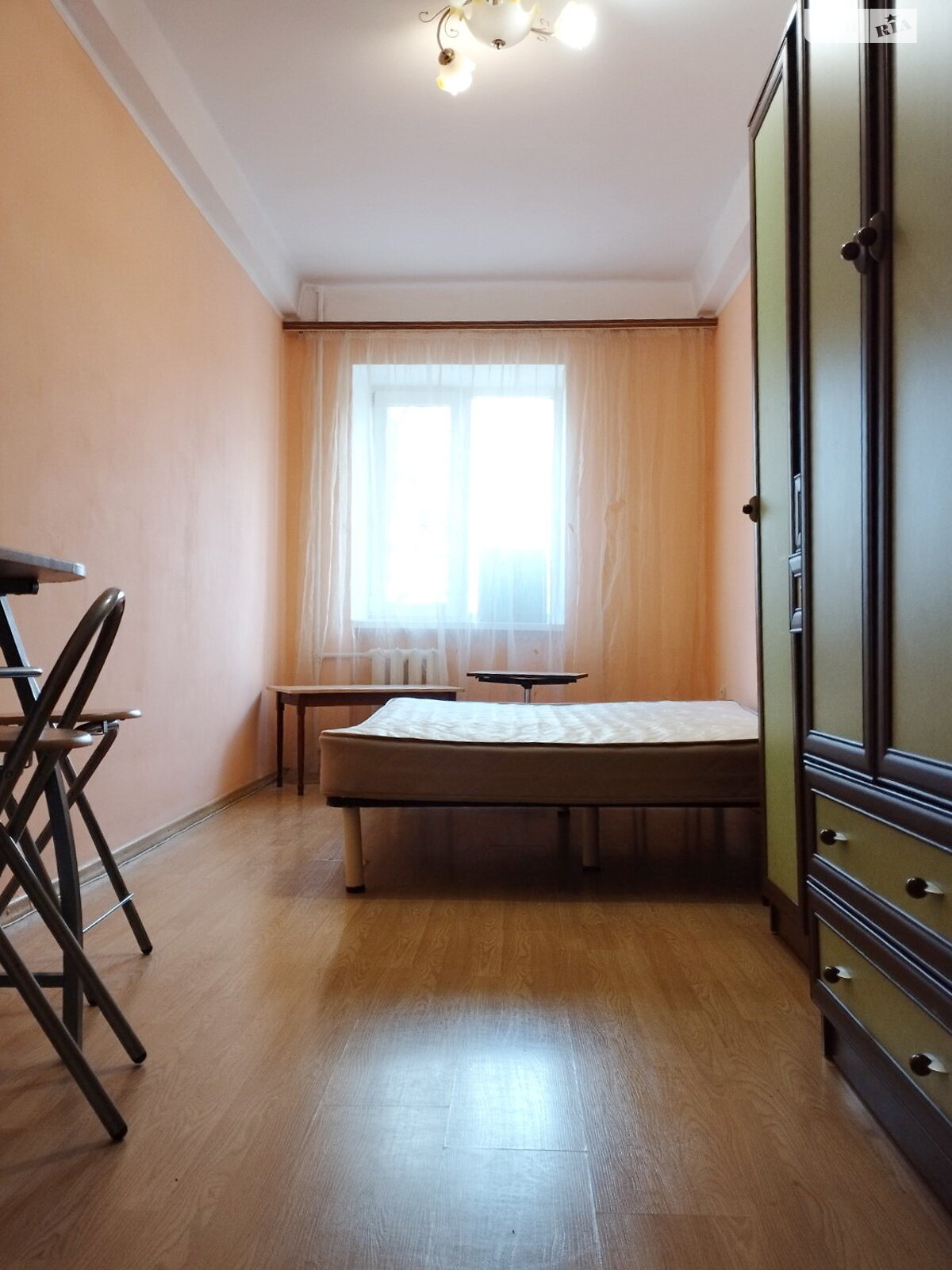 Кімната в Одесі на вул. Інглезі 12/2 в районі Черемушки на продаж фото 1 Кімната в Одесі на вул. Інглезі 12/2 в районі Черемушки на продаж фото 1