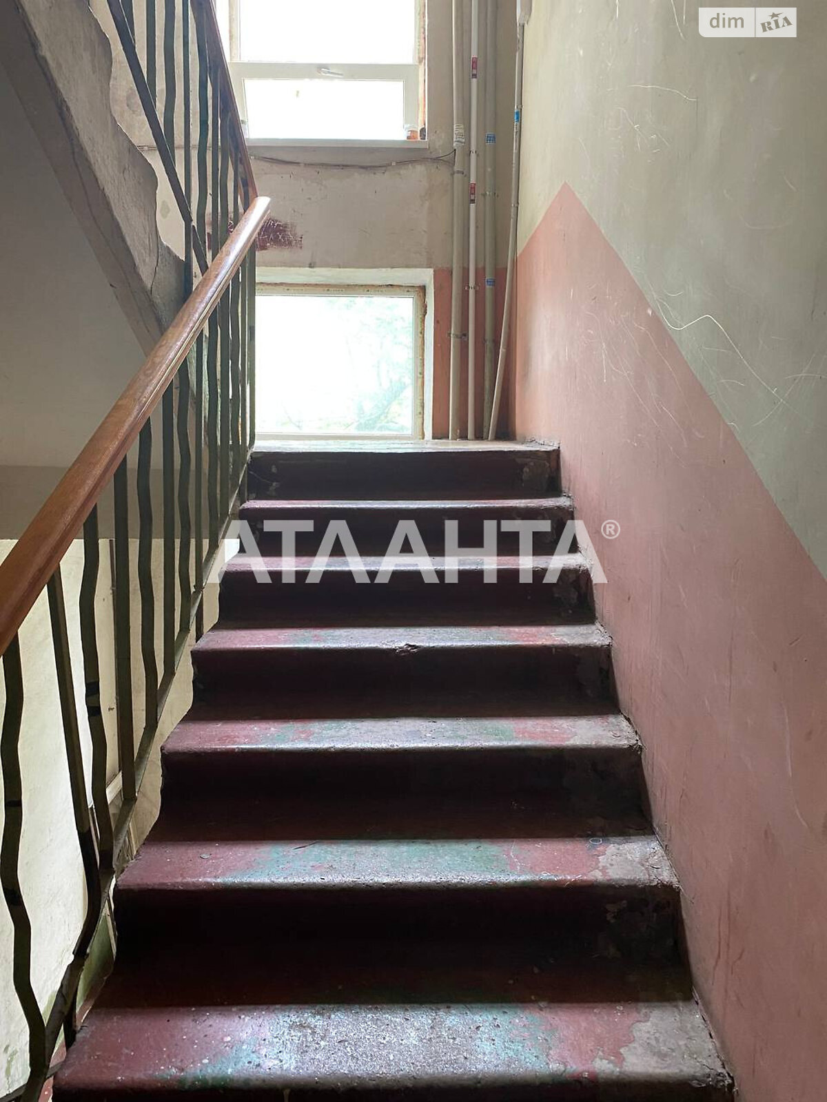 Кімната в Одесі на вул. Інглезі в районі Черемушки на продаж фото 1 Кімната в Одесі на вул. Інглезі в районі Черемушки на продаж фото 1