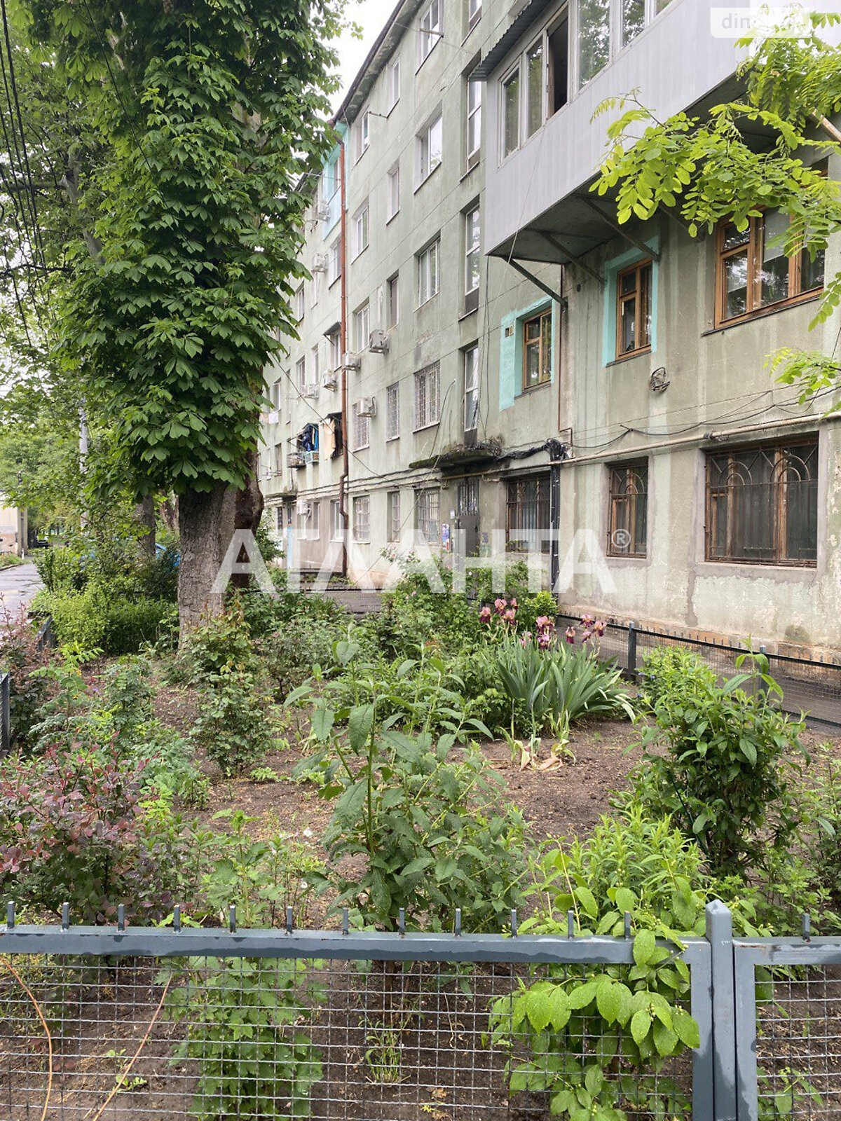 Кімната в Одесі на вул. Інглезі в районі Черемушки на продаж фото 1 Кімната в Одесі на вул. Інглезі в районі Черемушки на продаж фото 1