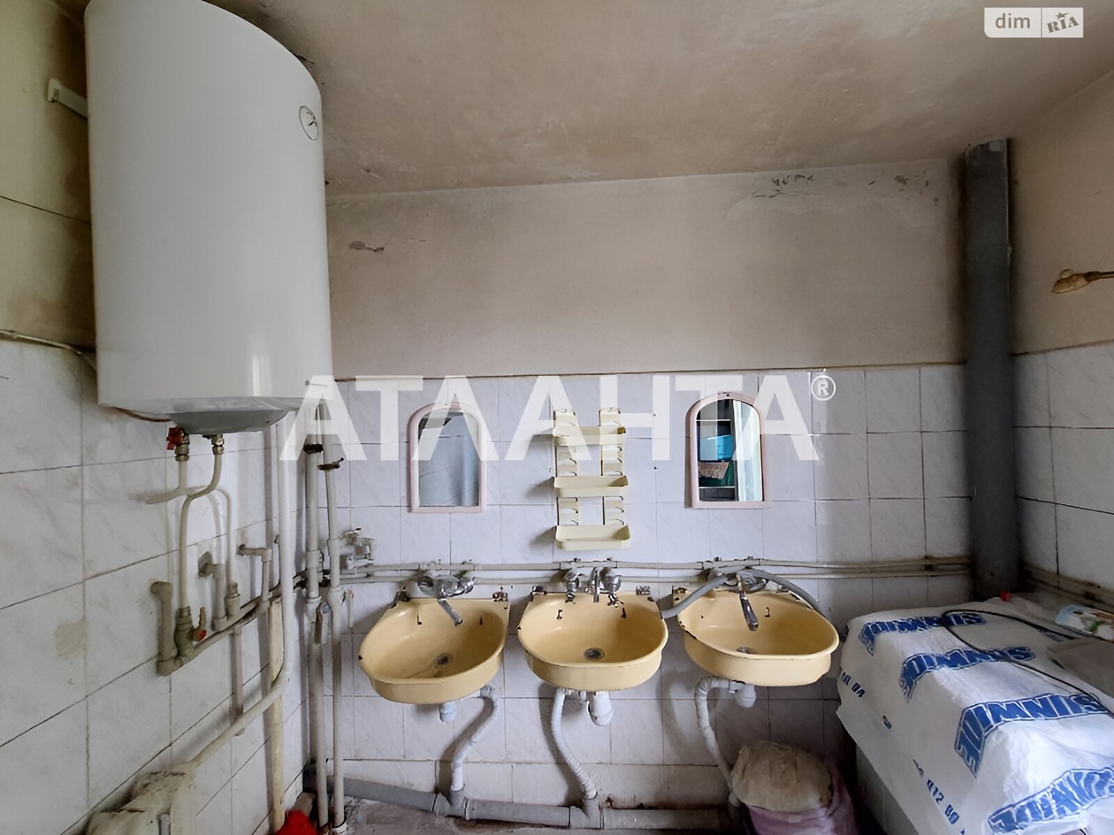 Комната в Одессе, на ул. Михаила Бойчука в районе Хаджибейский на продажу фото 1 Комната в Одессе, на ул. Михаила Бойчука в районе Хаджибейский на продажу фото 1