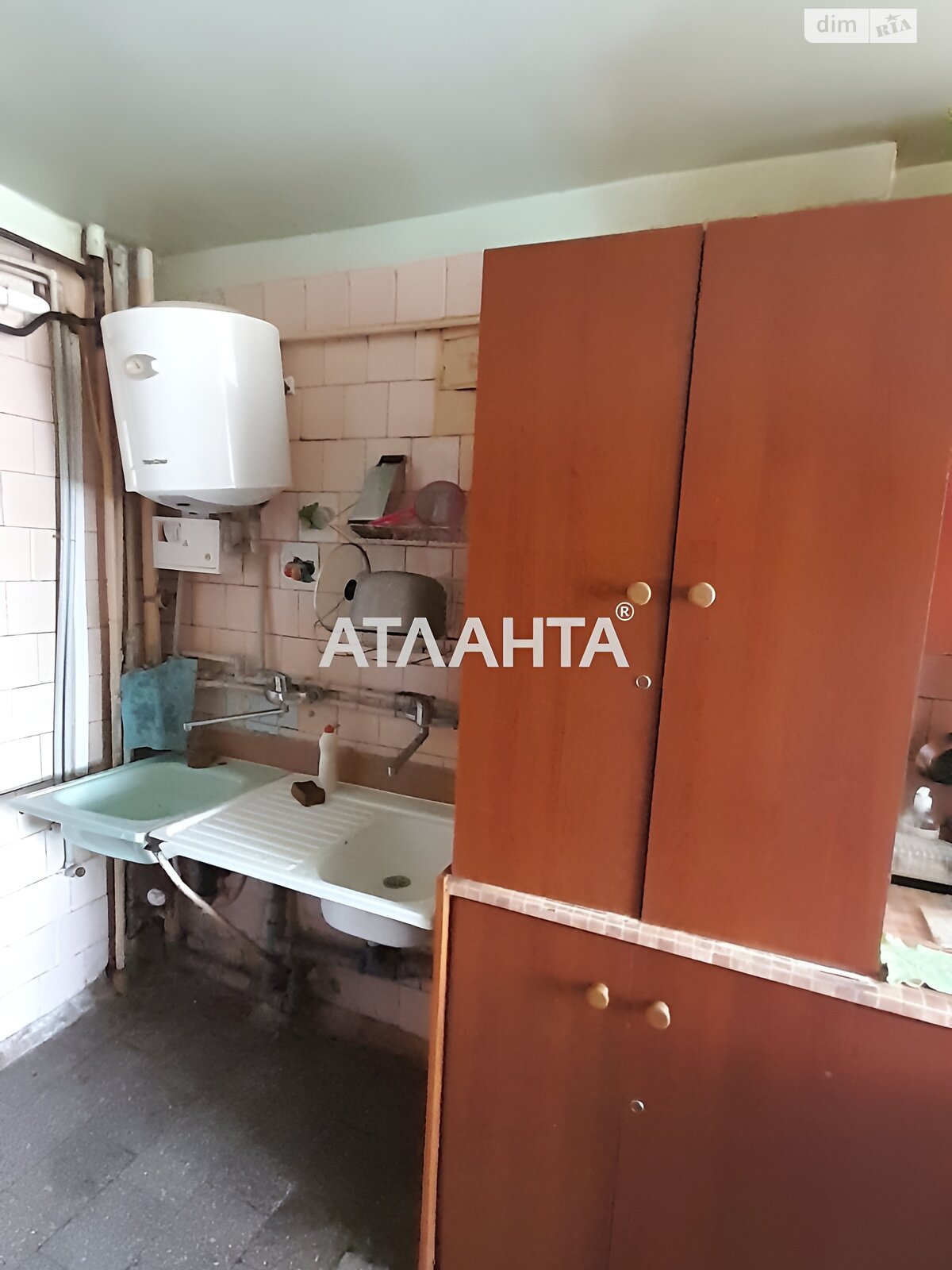 Комната в Одессе, на ул. Алексея Вадатурского в районе Хаджибейский на продажу фото 1 Комната в Одессе, на ул. Алексея Вадатурского в районе Хаджибейский на продажу фото 1