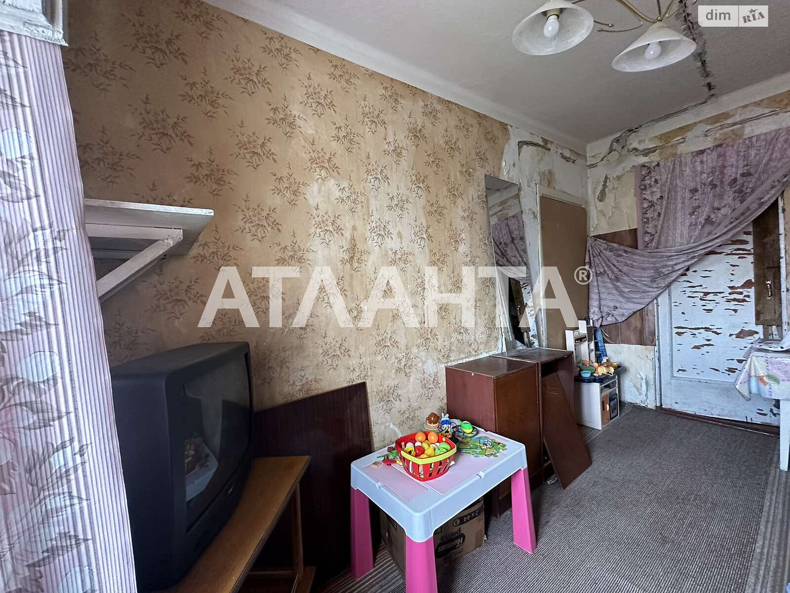 Комната в Одессе, на ул. Промышленная в районе Хаджибейский на продажу фото 1 Комната в Одессе, на ул. Промышленная в районе Хаджибейский на продажу фото 1