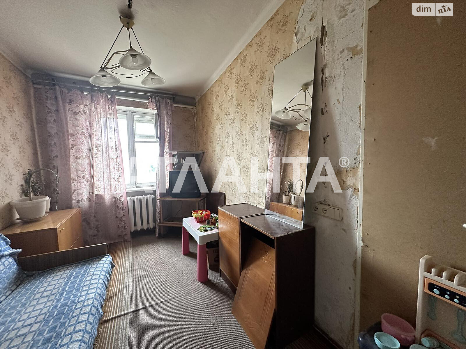 Комната в Одессе, на ул. Промышленная в районе Хаджибейский на продажу фото 1 Комната в Одессе, на ул. Промышленная в районе Хаджибейский на продажу фото 1