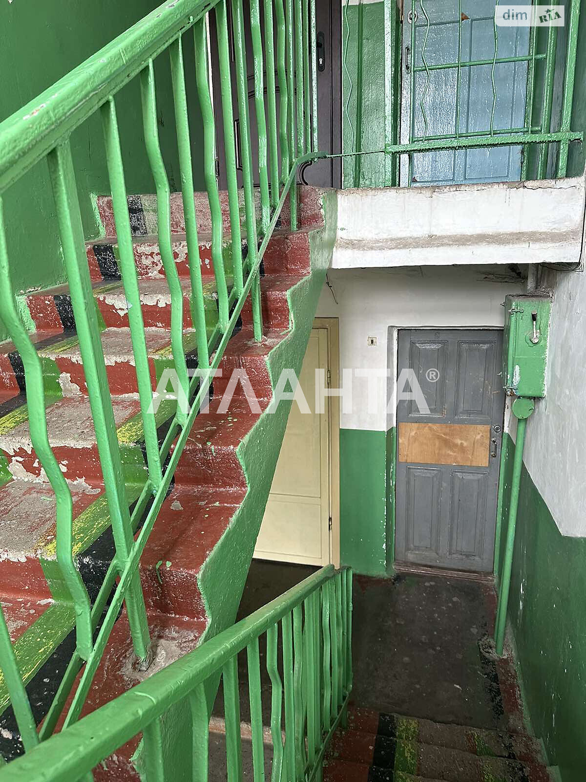 Комната в Одессе, на ул. Промышленная в районе Хаджибейский на продажу фото 1 Комната в Одессе, на ул. Промышленная в районе Хаджибейский на продажу фото 1