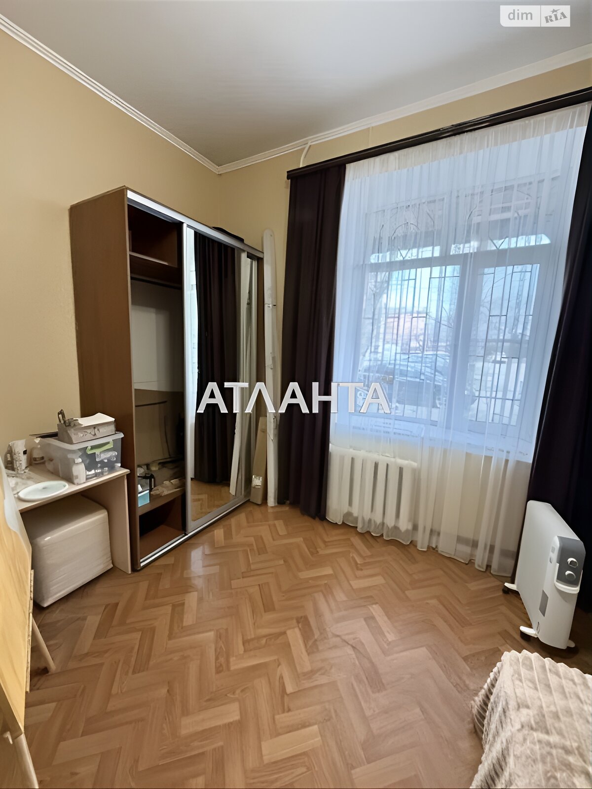 Кімната в Одесі на вул. Малинова в районі Хаджибейський на продаж фото 1 Кімната в Одесі на вул. Малинова в районі Хаджибейський на продаж фото 1