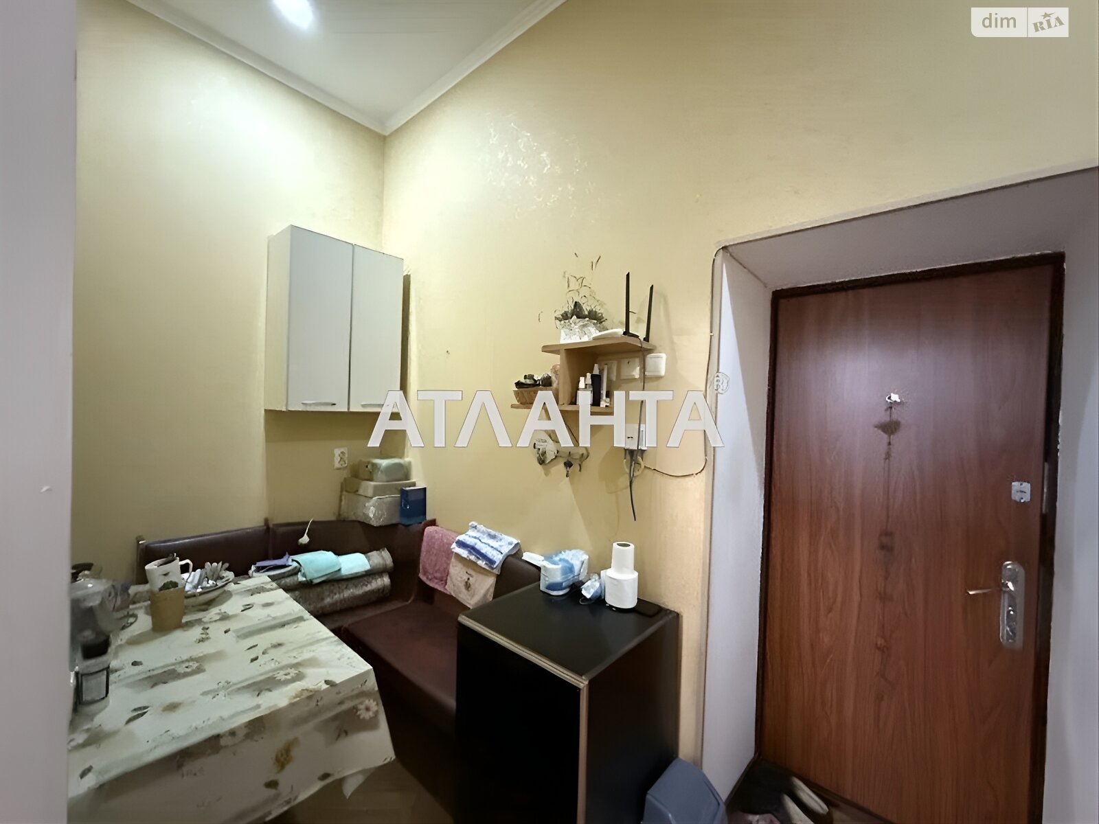 Кімната в Одесі на вул. Малинова в районі Хаджибейський на продаж фото 1 Кімната в Одесі на вул. Малинова в районі Хаджибейський на продаж фото 1
