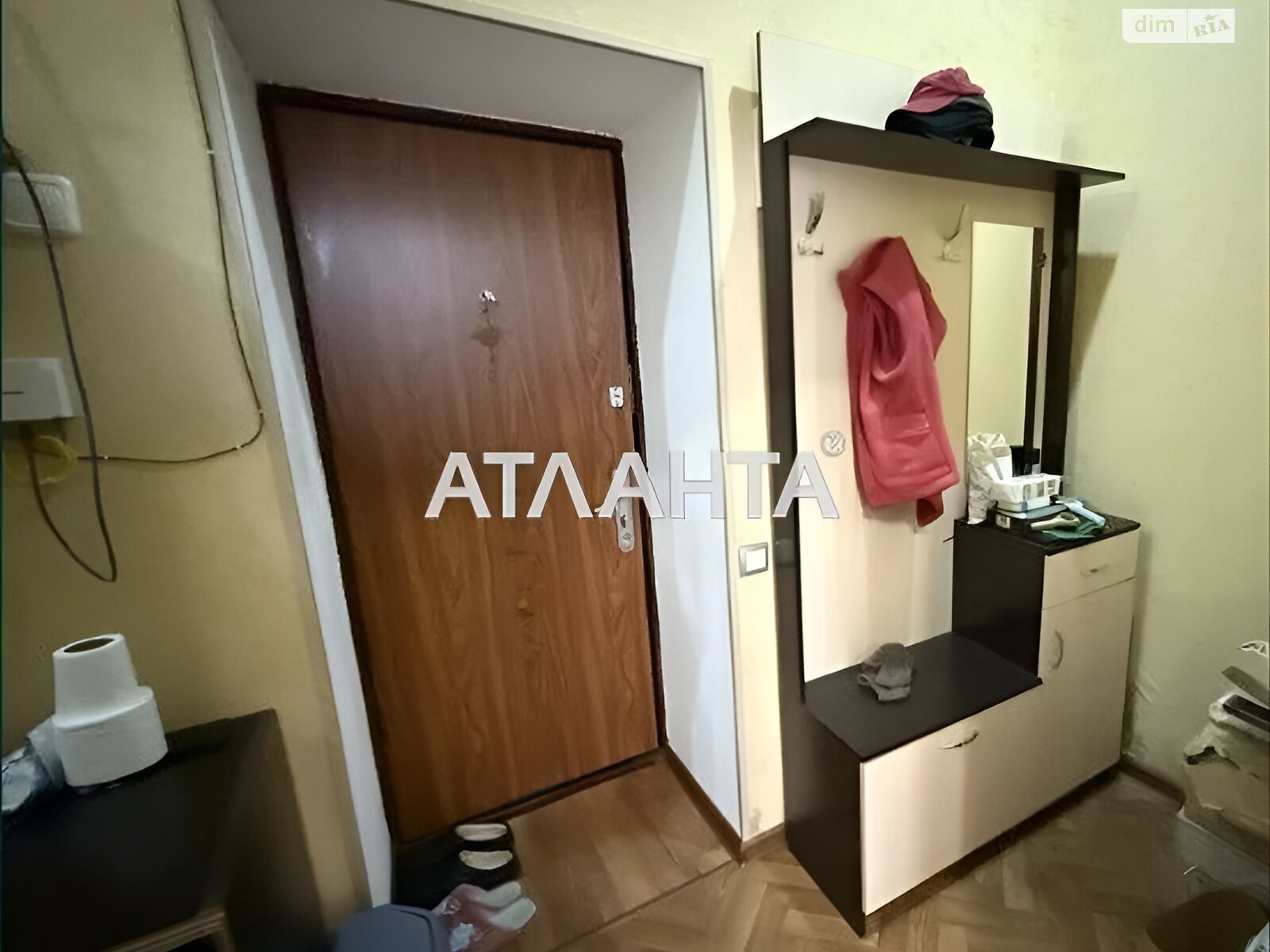 Кімната в Одесі на вул. Малинова в районі Хаджибейський на продаж фото 1 Кімната в Одесі на вул. Малинова в районі Хаджибейський на продаж фото 1