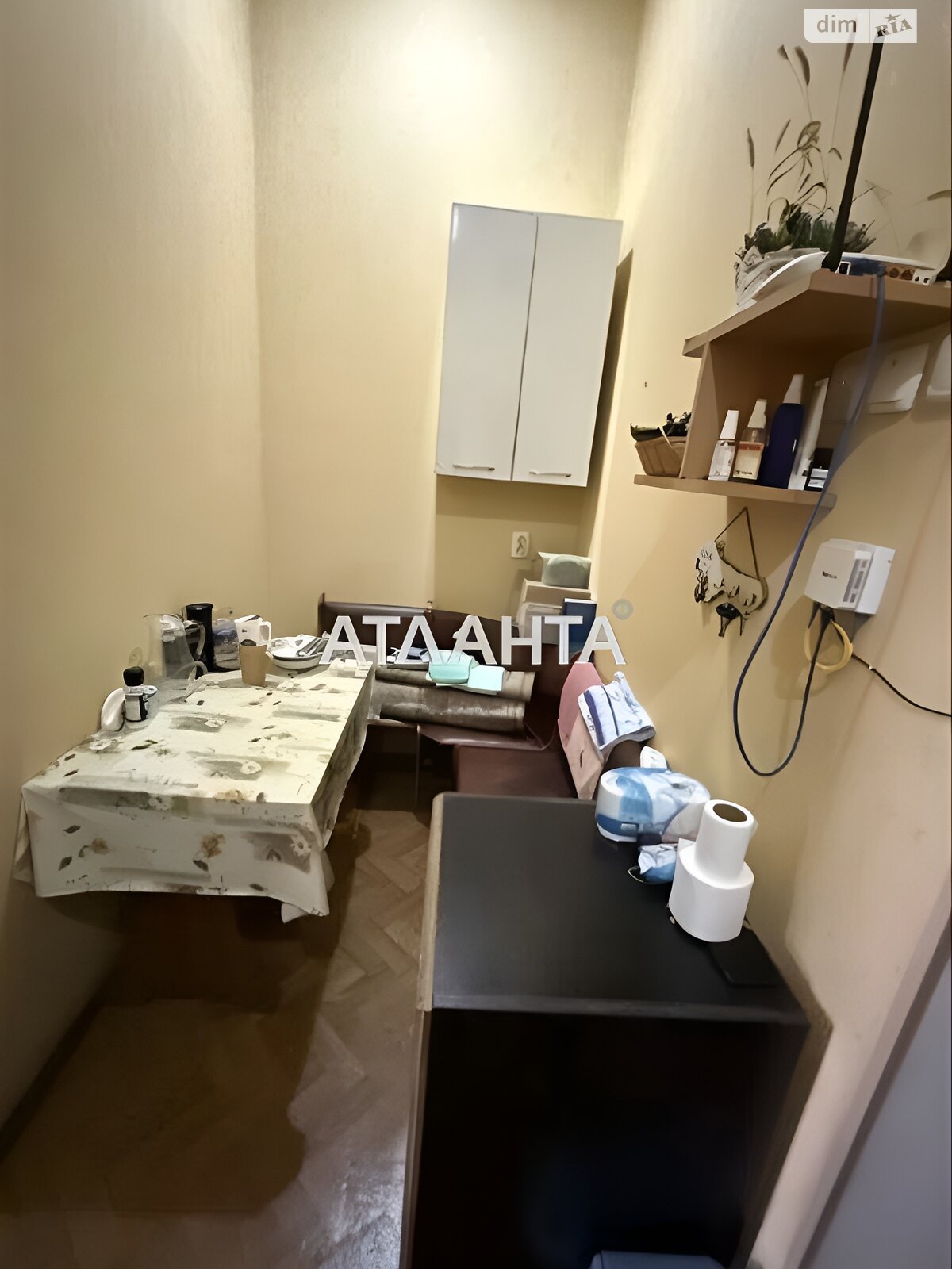 Кімната в Одесі на вул. Малинова в районі Хаджибейський на продаж фото 1 Кімната в Одесі на вул. Малинова в районі Хаджибейський на продаж фото 1