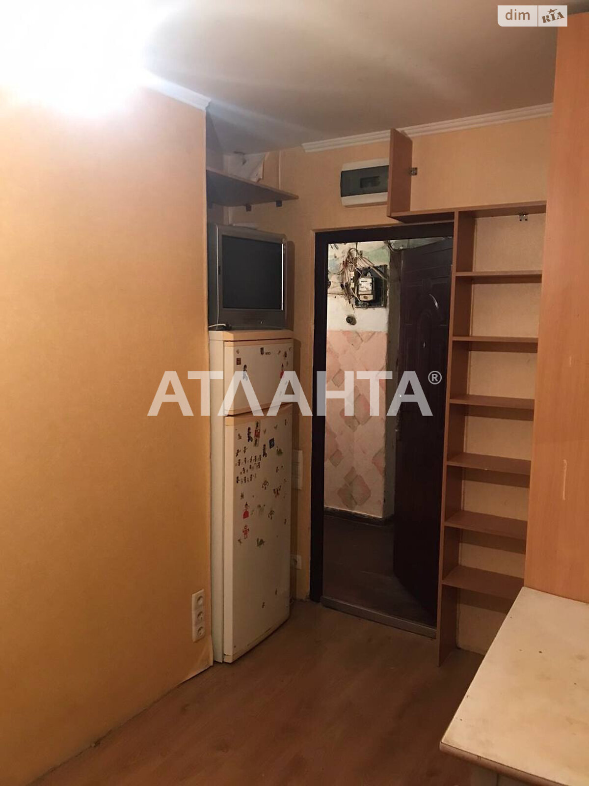 Кімната в Одесі на вул. Героїв Крут в районі Хаджибейський на продаж фото 1 Кімната в Одесі на вул. Героїв Крут в районі Хаджибейський на продаж фото 1