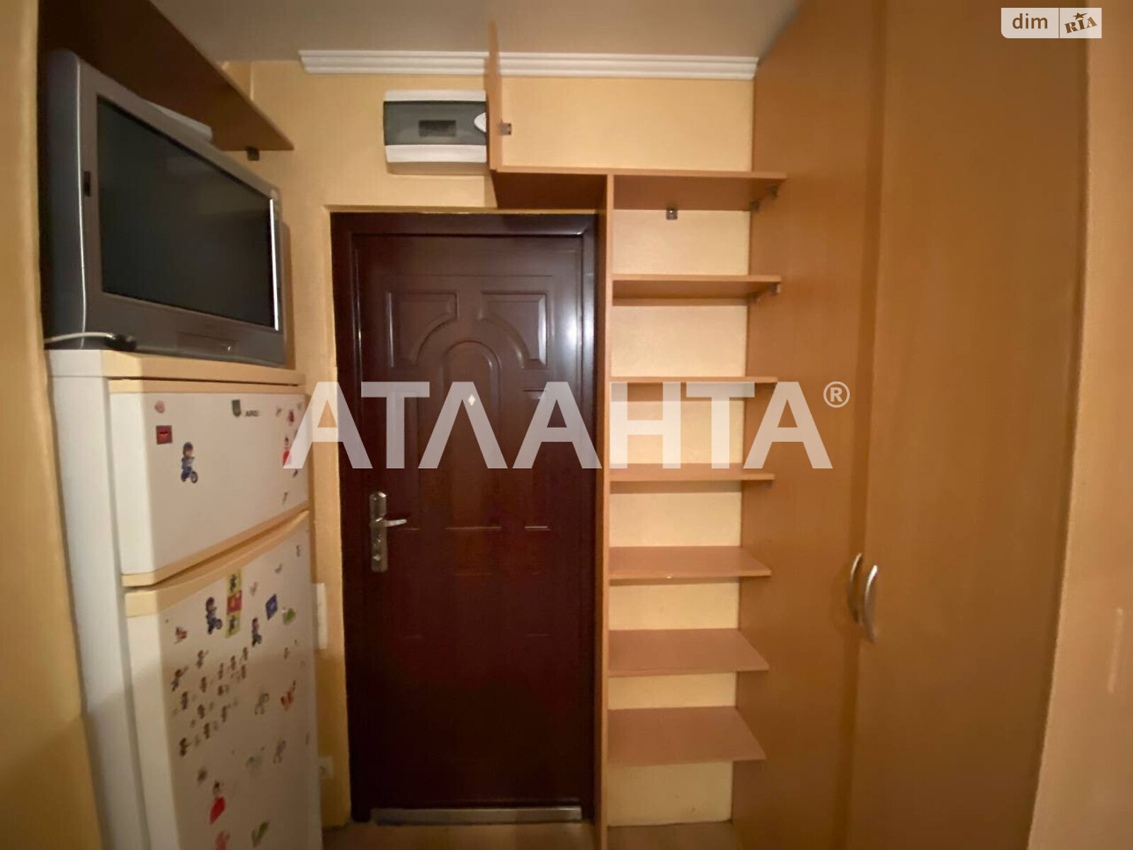 Кімната в Одесі на вул. Героїв Крут в районі Хаджибейський на продаж фото 1 Кімната в Одесі на вул. Героїв Крут в районі Хаджибейський на продаж фото 1