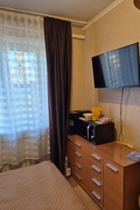 Комната в Одессе, на ул. Героев Крут в районе Хаджибейский на продажу фото 2 Комната в Одессе, на ул. Героев Крут в районе Хаджибейский на продажу фото 2