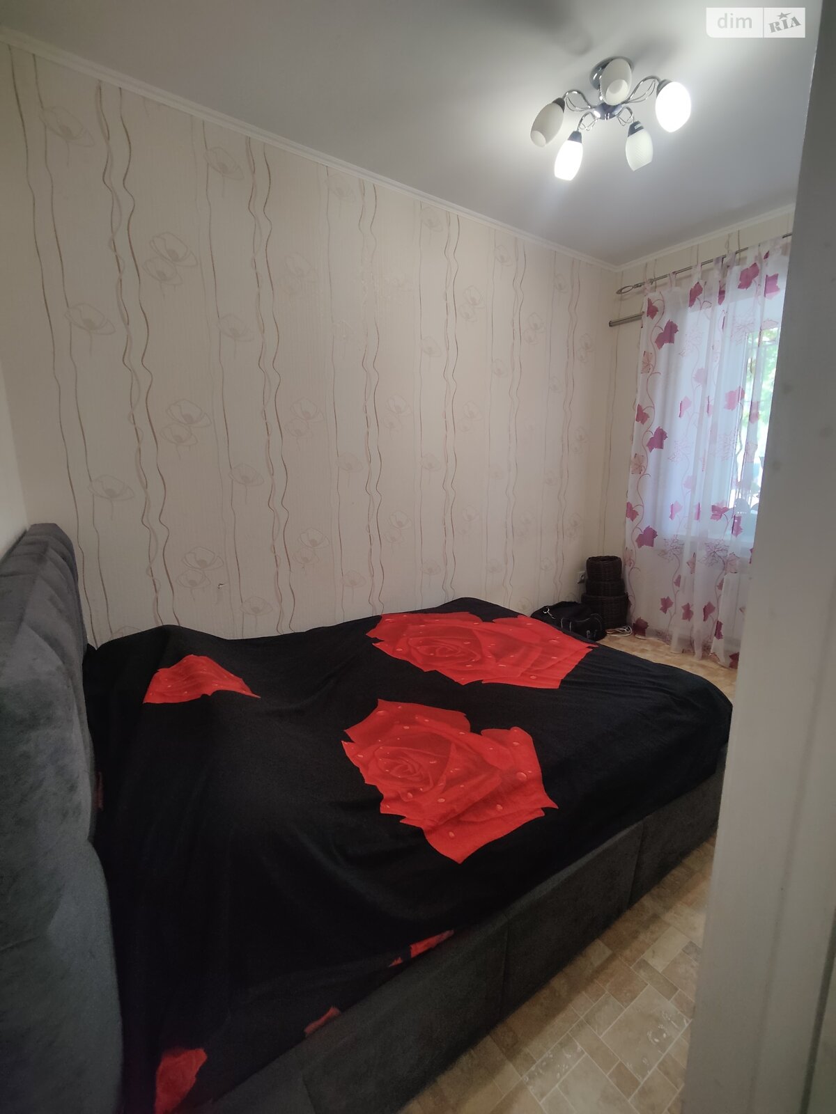 Комната в Одессе, на пл. Алексеевская в районе Молдаванка на продажу фото 1 Комната в Одессе, на пл. Алексеевская в районе Молдаванка на продажу фото 1