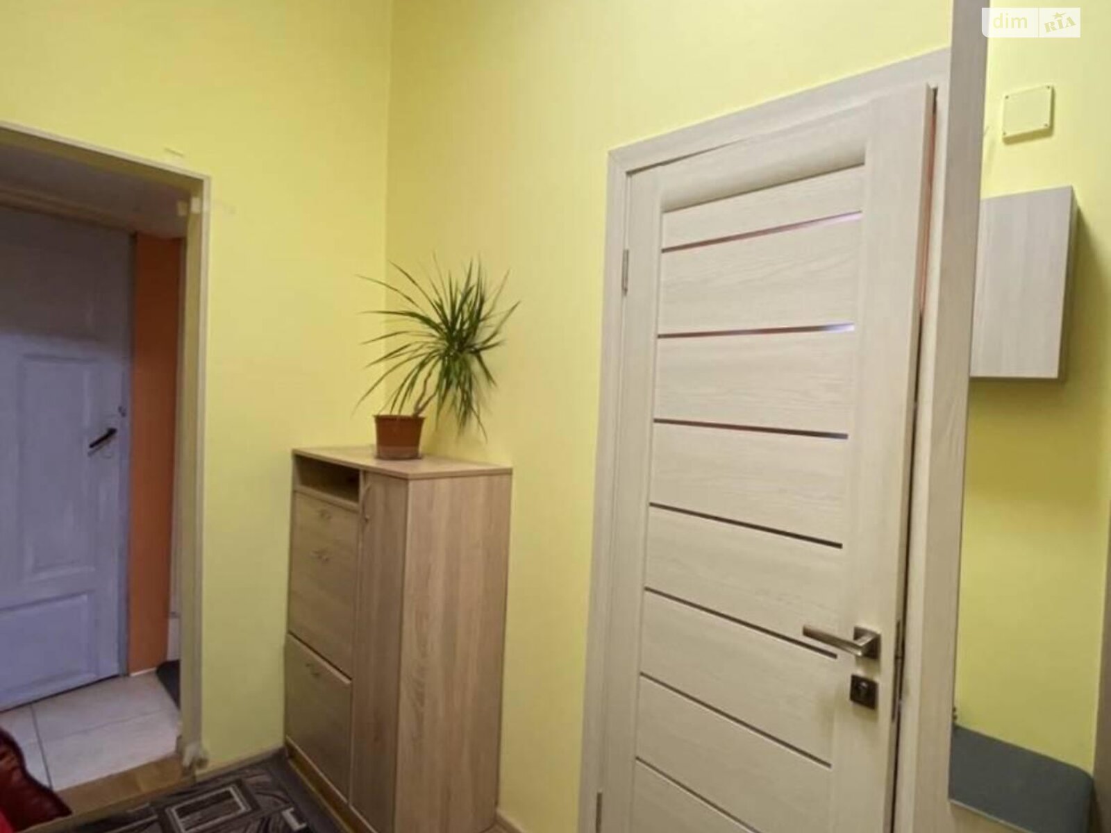 Кімната в Одесі на вул. Богдана Хмельницького в районі Молдаванка на продаж фото 1